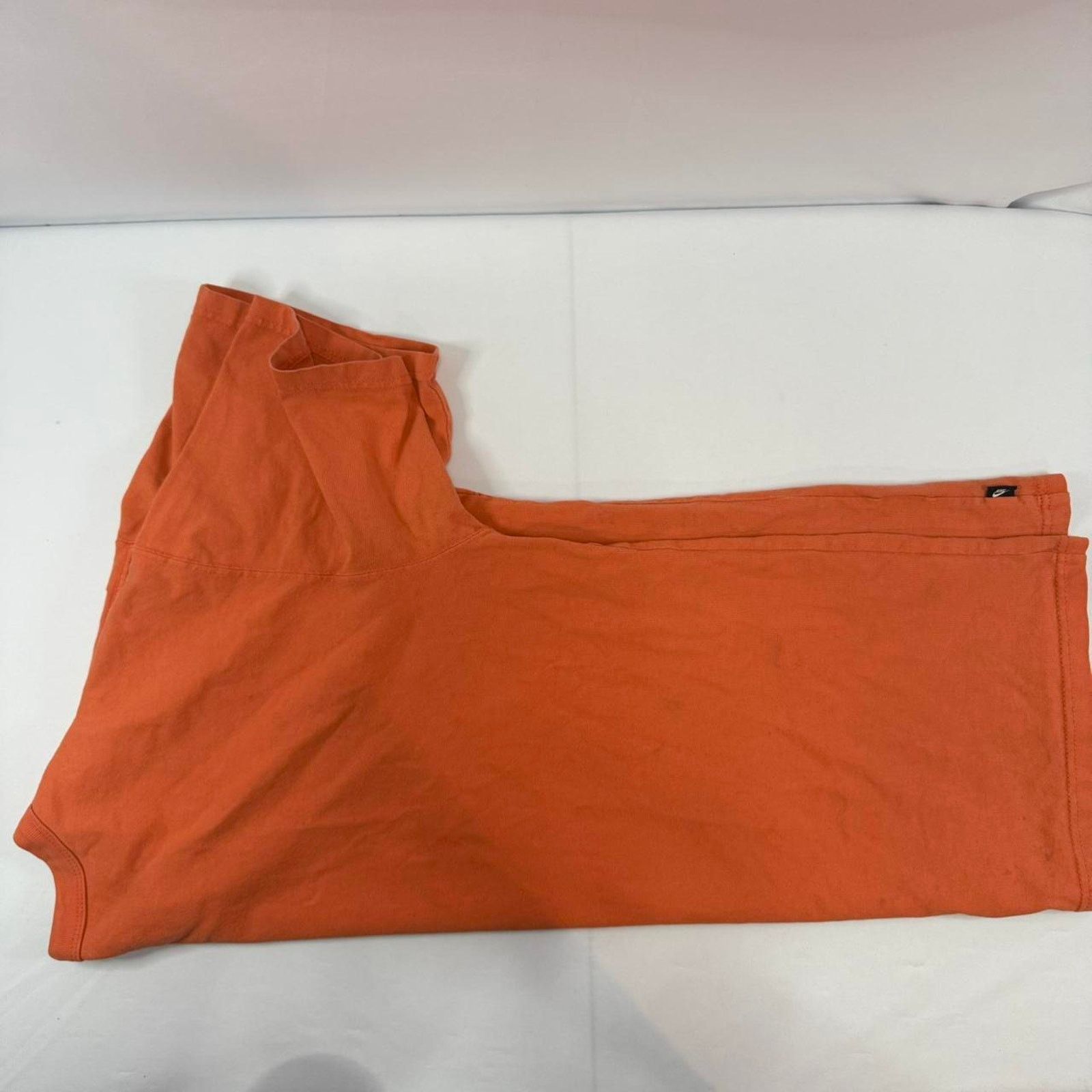 Nike Vintage Nike Orange T-shirt Size Medium Size US M / EU 48-50 / 2 - 4 Thumbnail