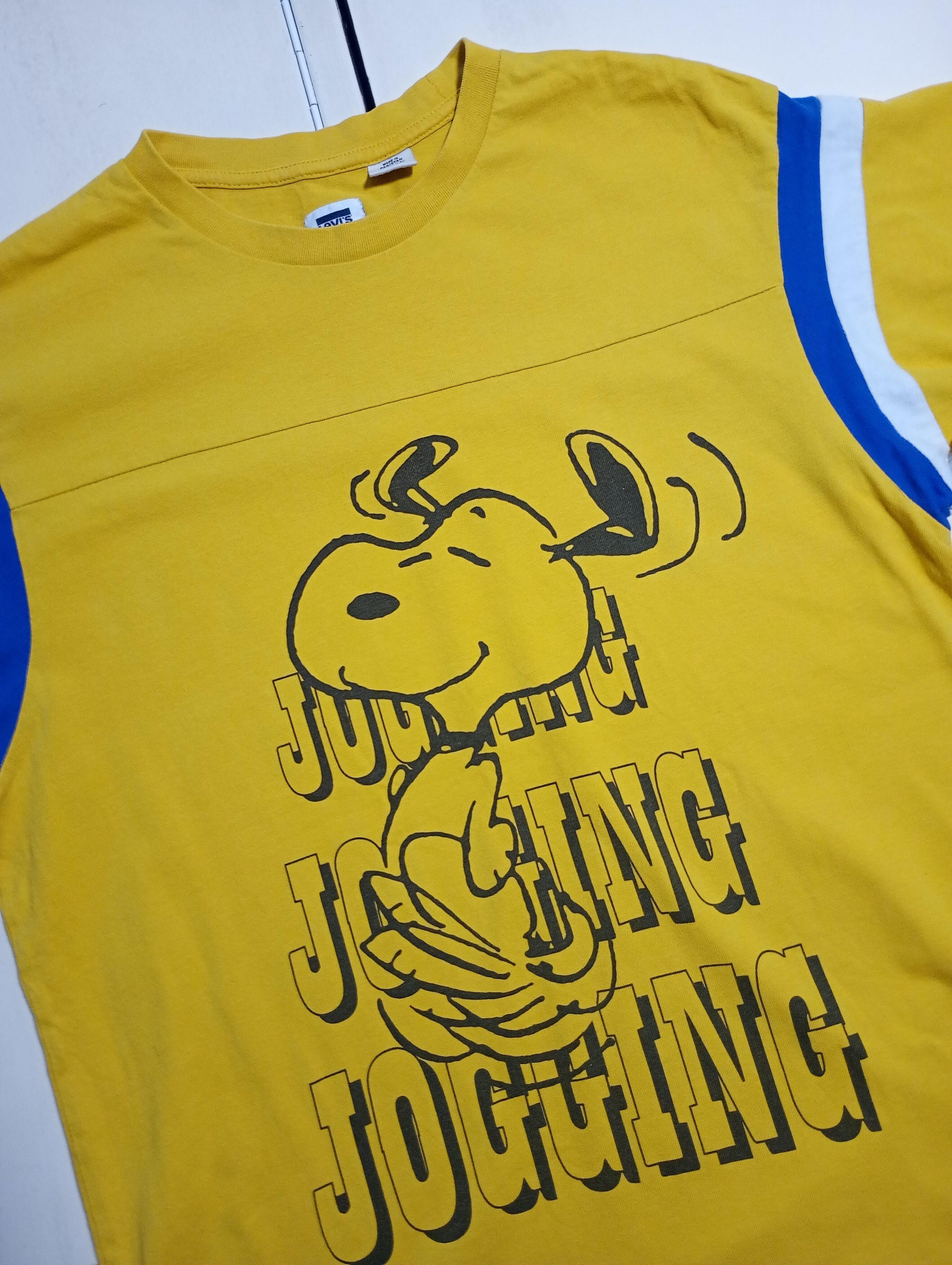 Levi's × Peanuts Levi's x Peanuts Jogging T-Shirt Size US S / EU 44-46 / 1 - 6 Thumbnail