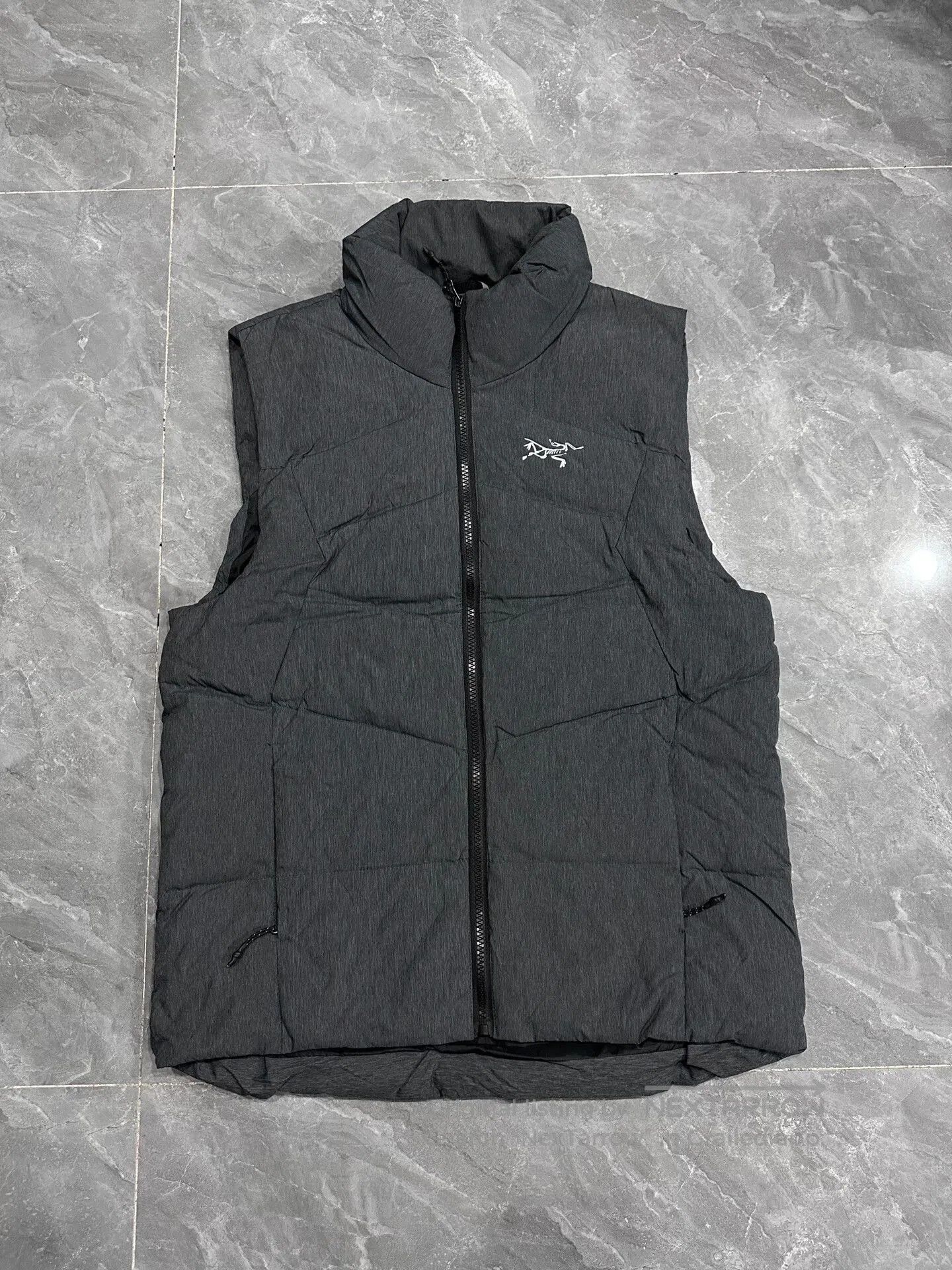 Arc'teryx Arcteryx Down Insulated Vest for Men. Size US M / EU 48-50 / 2 - 1 Thumbnail