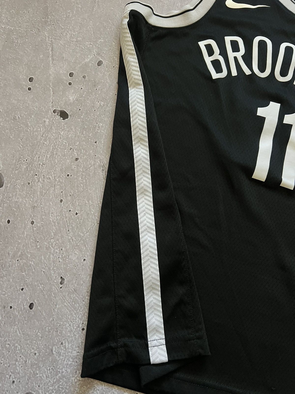 Nike Nike Brooklyn NBA Jersey Irving #11 Size L Size US L / EU 52-54 / 3 - 9 Thumbnail