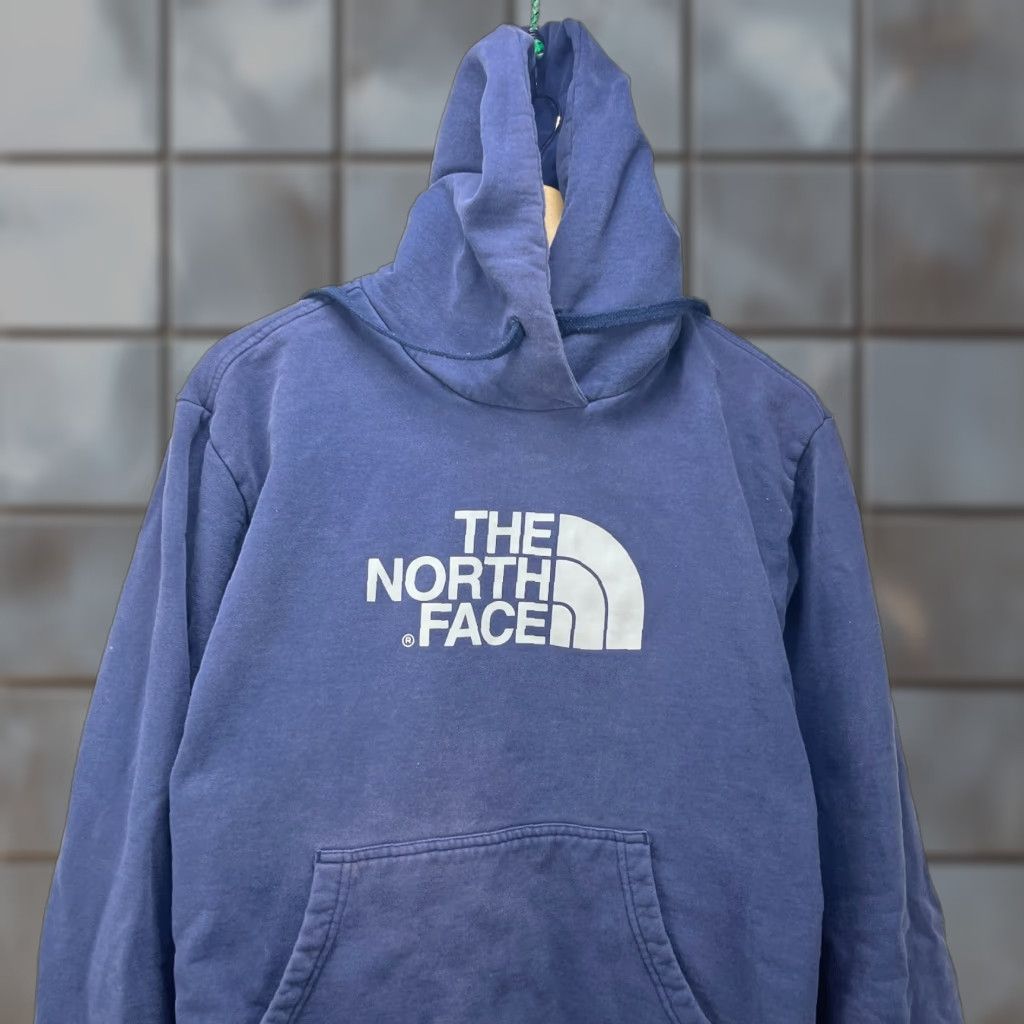 The North Face VINTAGE The North Face Hoodie XL Mens Blue Sun Faded Pullover Long Sleeve Regular Size - 80s 90s (if applicable) Size US XL / EU 56 / 4 - 1 Thumbnail