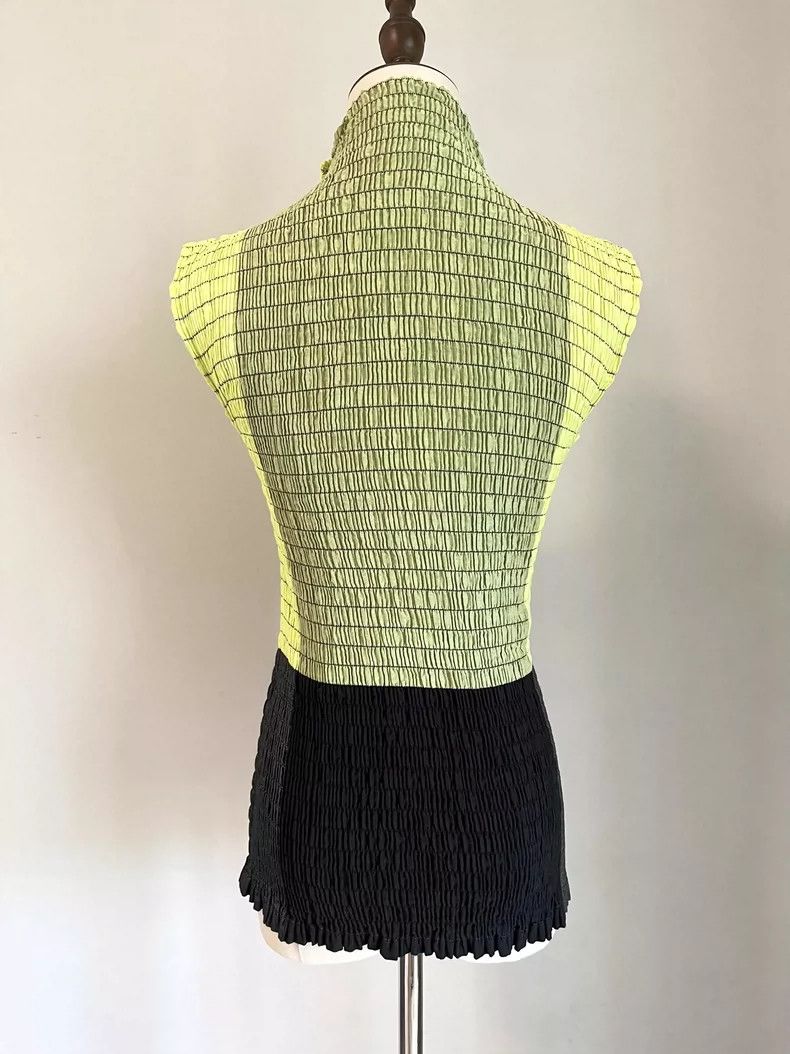 Issey Miyake Issey Miyake size:2 Green mainline sleeveless high-neck to Size XS / US 0-2 / IT 36-38 - 3 Thumbnail