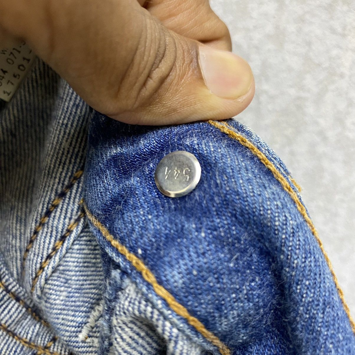 Levi's Vintage 90s Levi's 501 High Rise Tapered Leg 17501 Women's Size 30" / US 8 / IT 44 - 11 Thumbnail