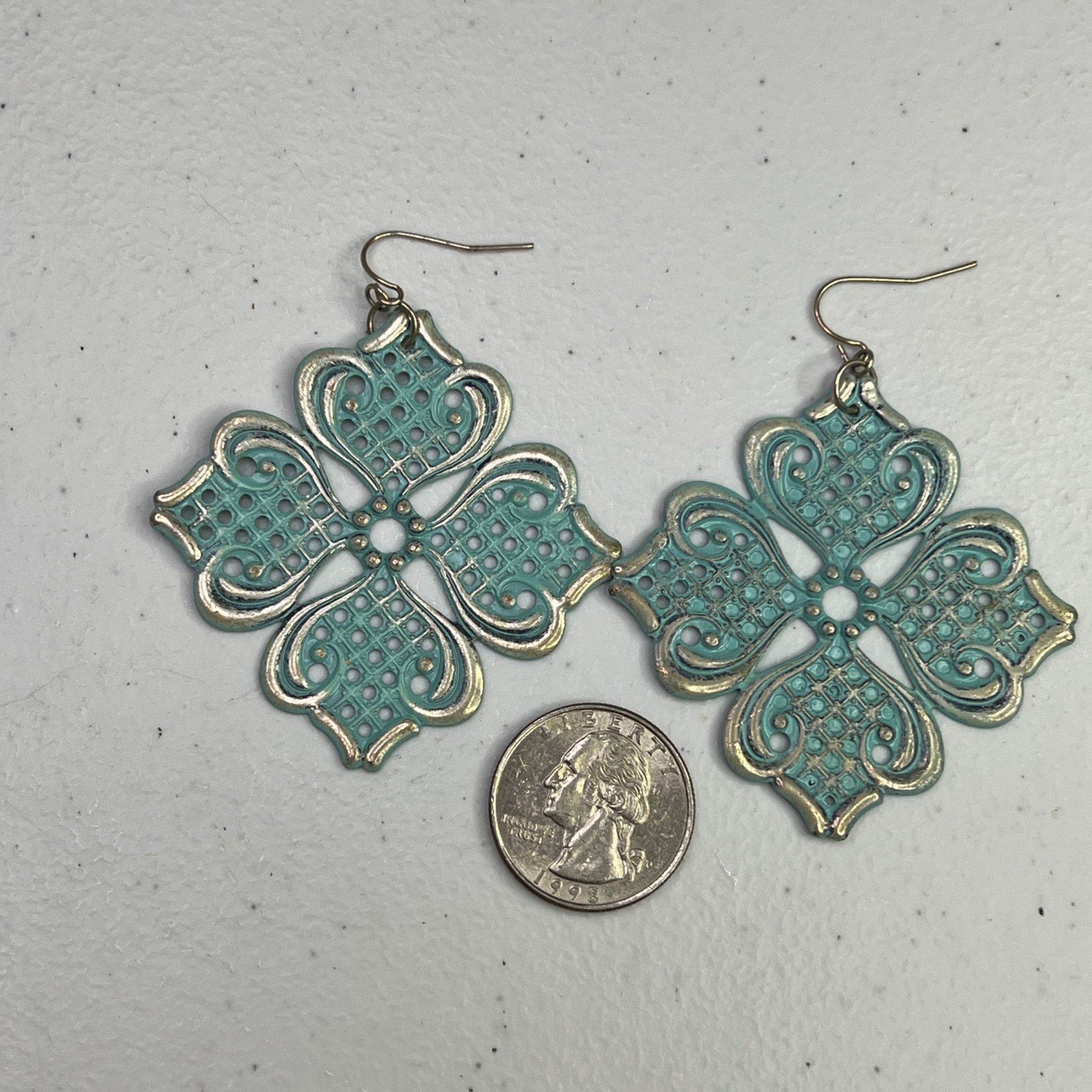 Vintage Ornate Filigree Mint Green Floral Earrings With Gold-Tone Size ONE SIZE - 3 Thumbnail