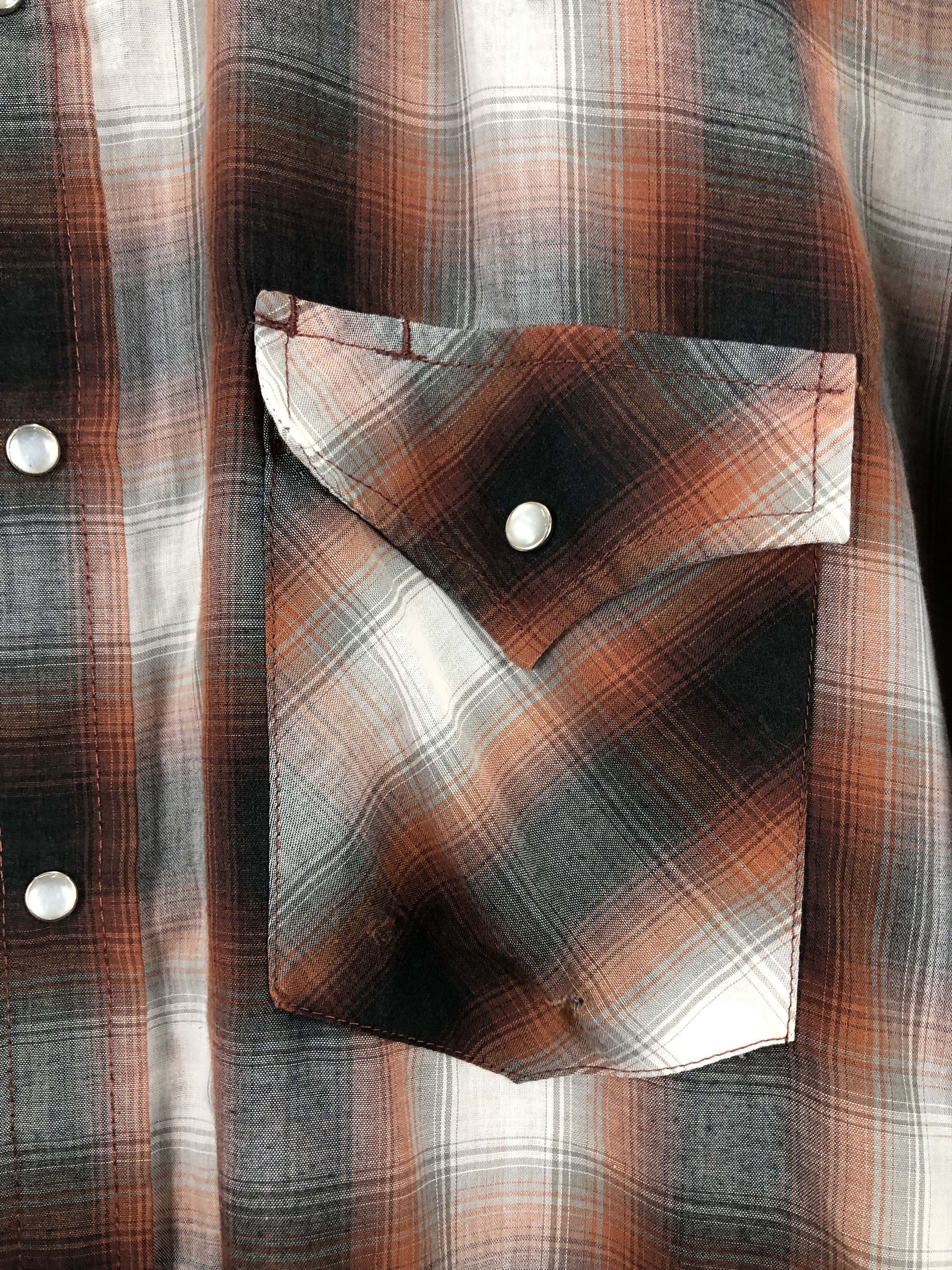 Japanese Brand × Vintage Vintage Japanese Brand Shadow Plaid Button Up Shirt TA0482 Size US L / EU 52-54 / 3 - 8 Thumbnail