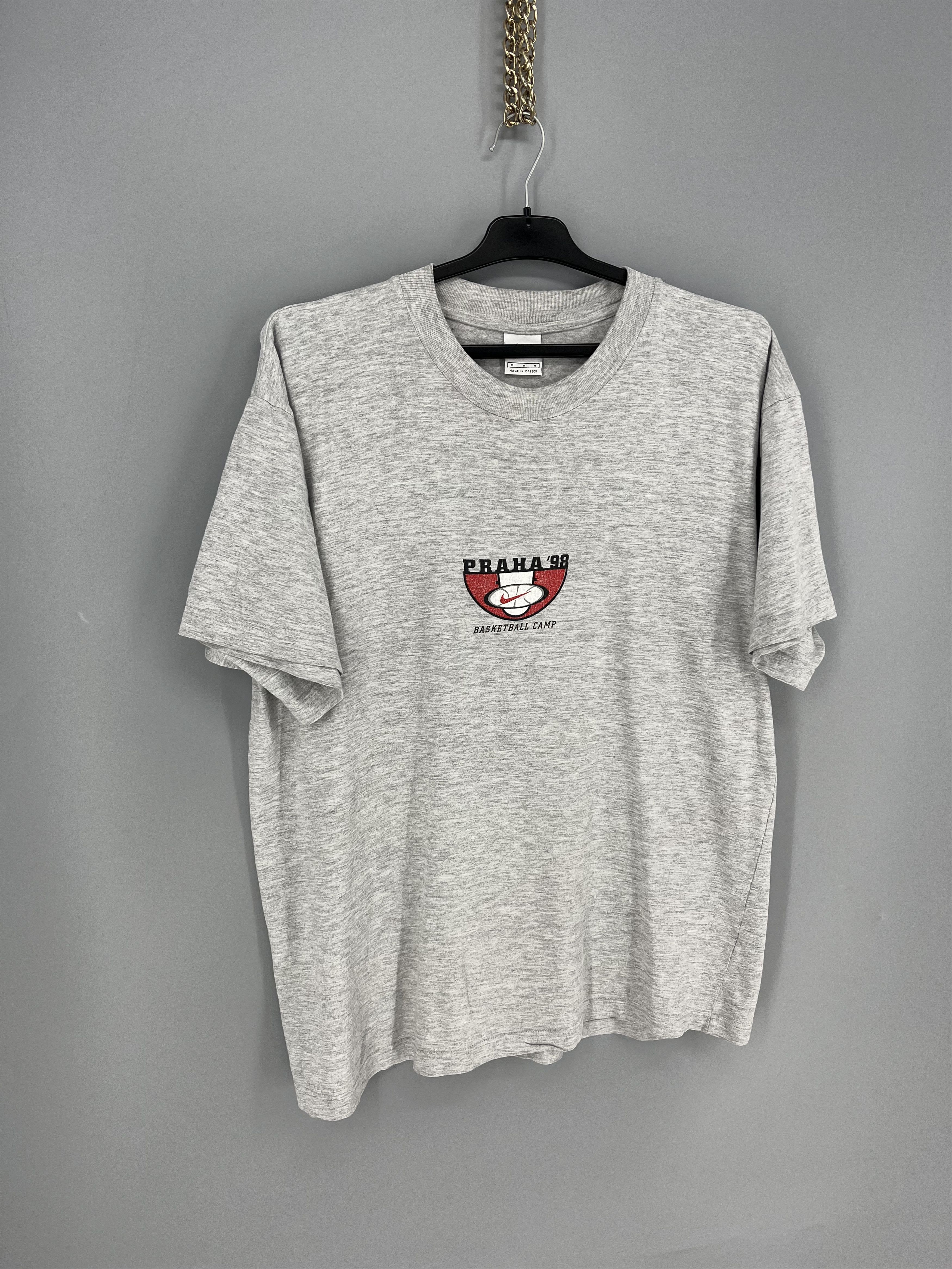 Nike Vintage 90s Praha 98 Basketball Camp T-Shirt M Grey Size US M / EU 48-50 / 2 - 2 Thumbnail
