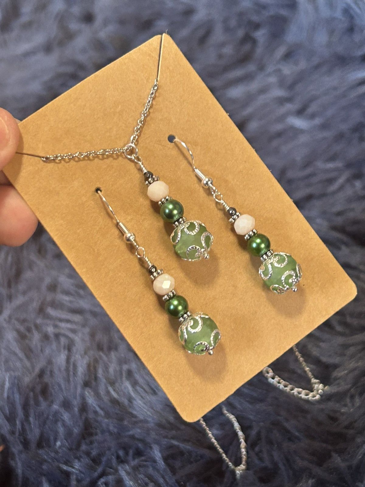 Handmade Handcrafted green crackle glass pearl crystal necklace set Size ONE SIZE - 1 Thumbnail