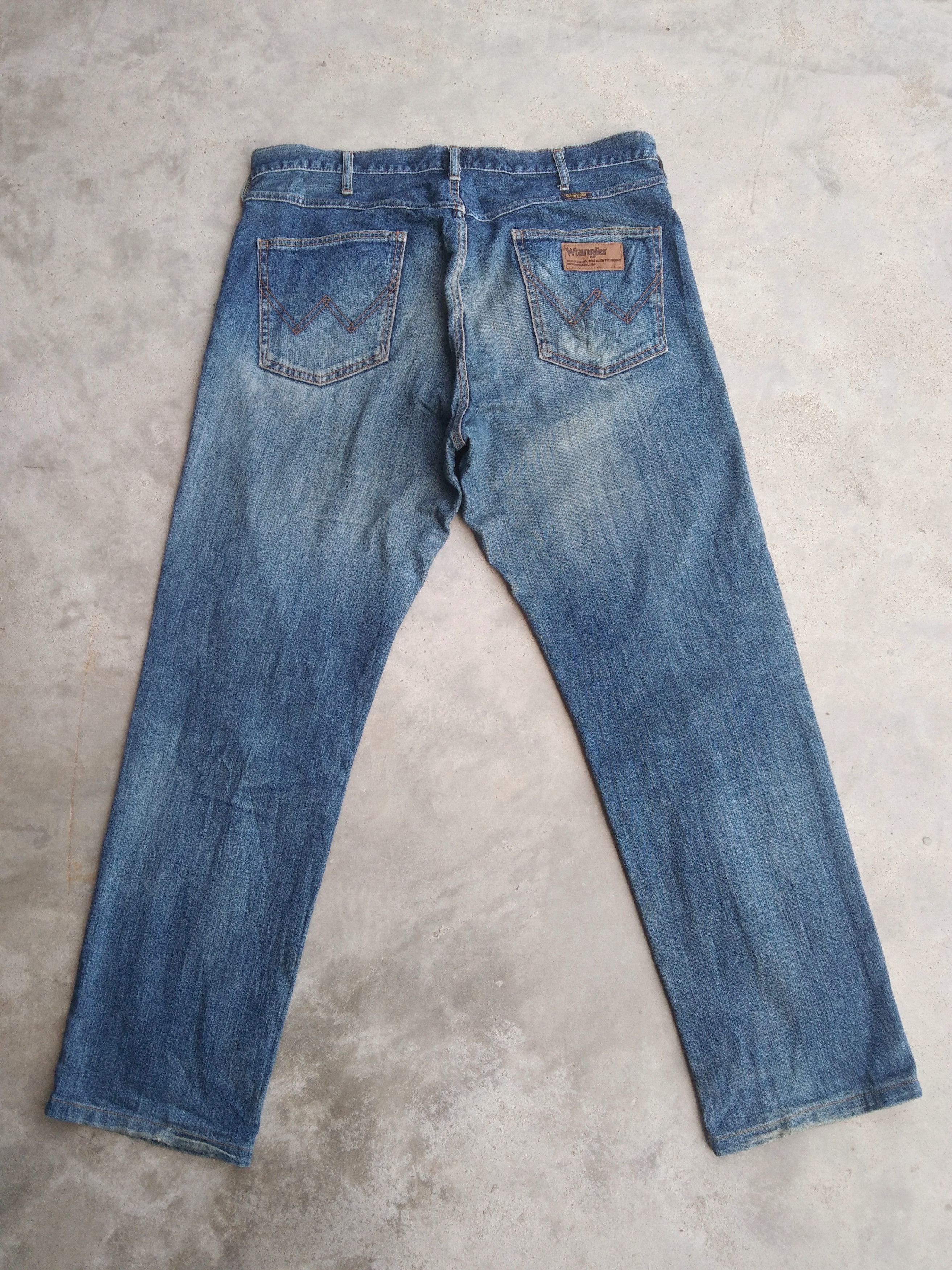 Japanese Brand Vintage Wrangler Distressed Jeans 38 Size US 38 / EU 54 - 2 Thumbnail