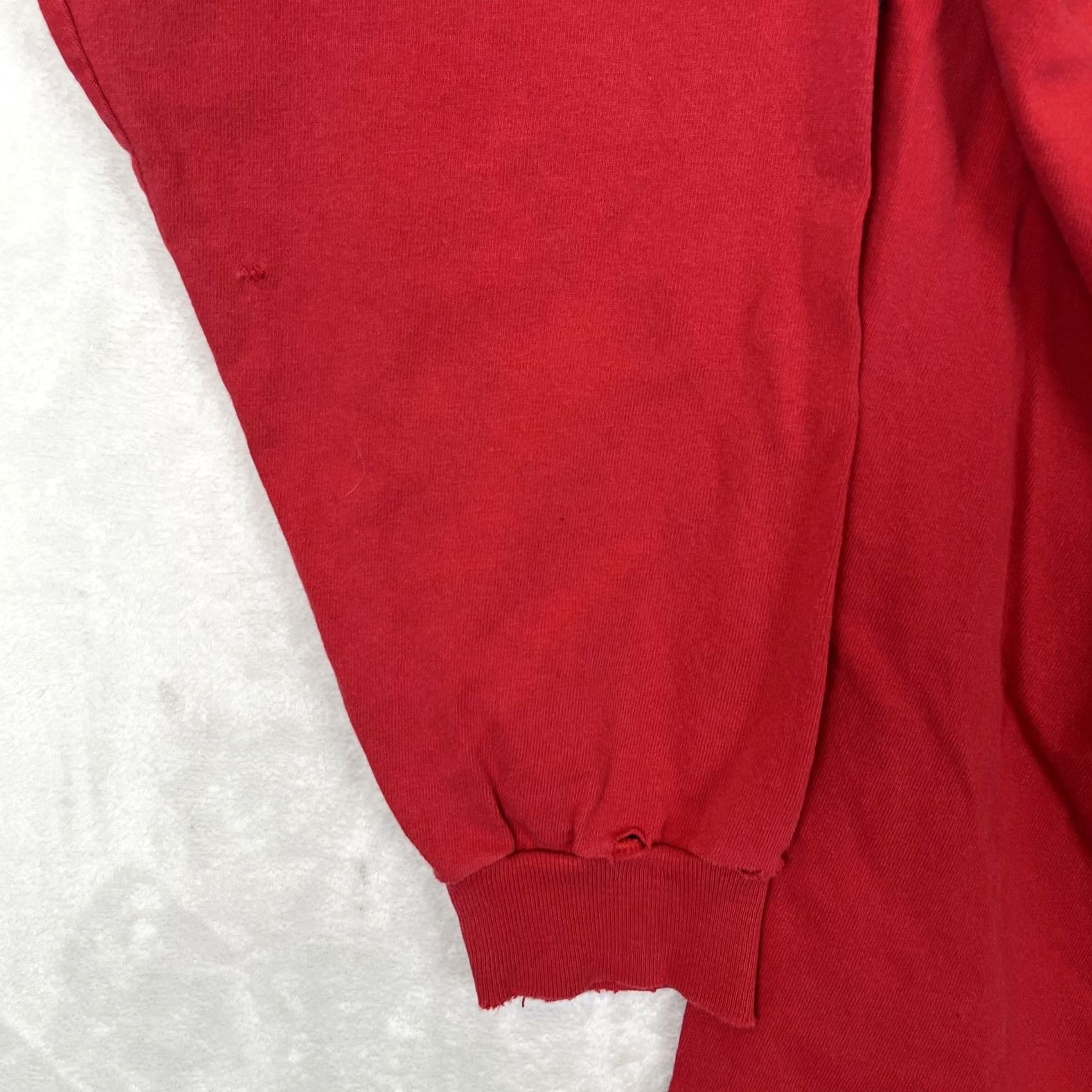 Vintage Vintage Santee Long Sleeve T-Shirt Mens Large Red Solid Made USA 90s Blank Size US L / EU 52-54 / 3 - 2 Thumbnail