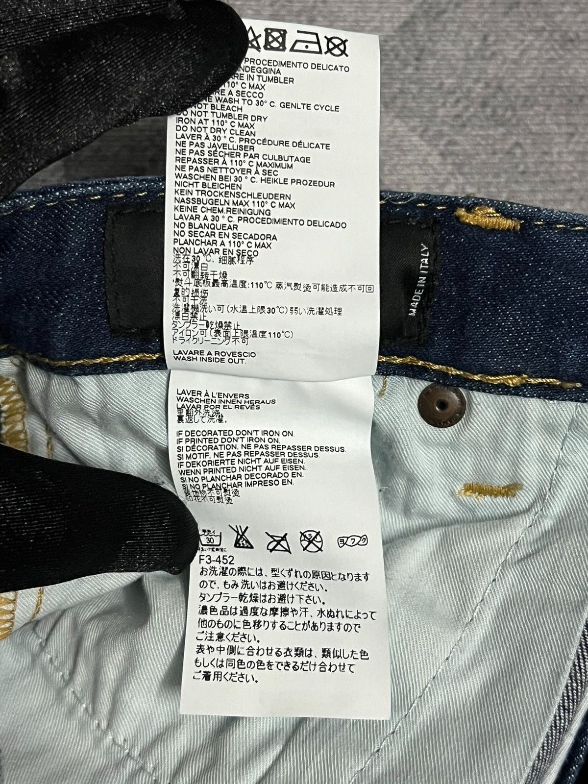 Dsquared2 Dsquared2 stretch-cotton distressed finish cropped jeans Size US 40 / EU 56 - 7 Thumbnail