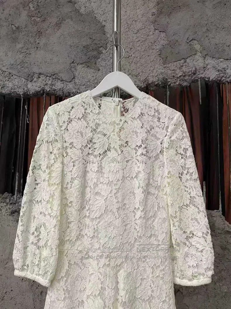 Valentino Valentino Lace dress Size XXS / US 00 / IT 34 - 3 Thumbnail