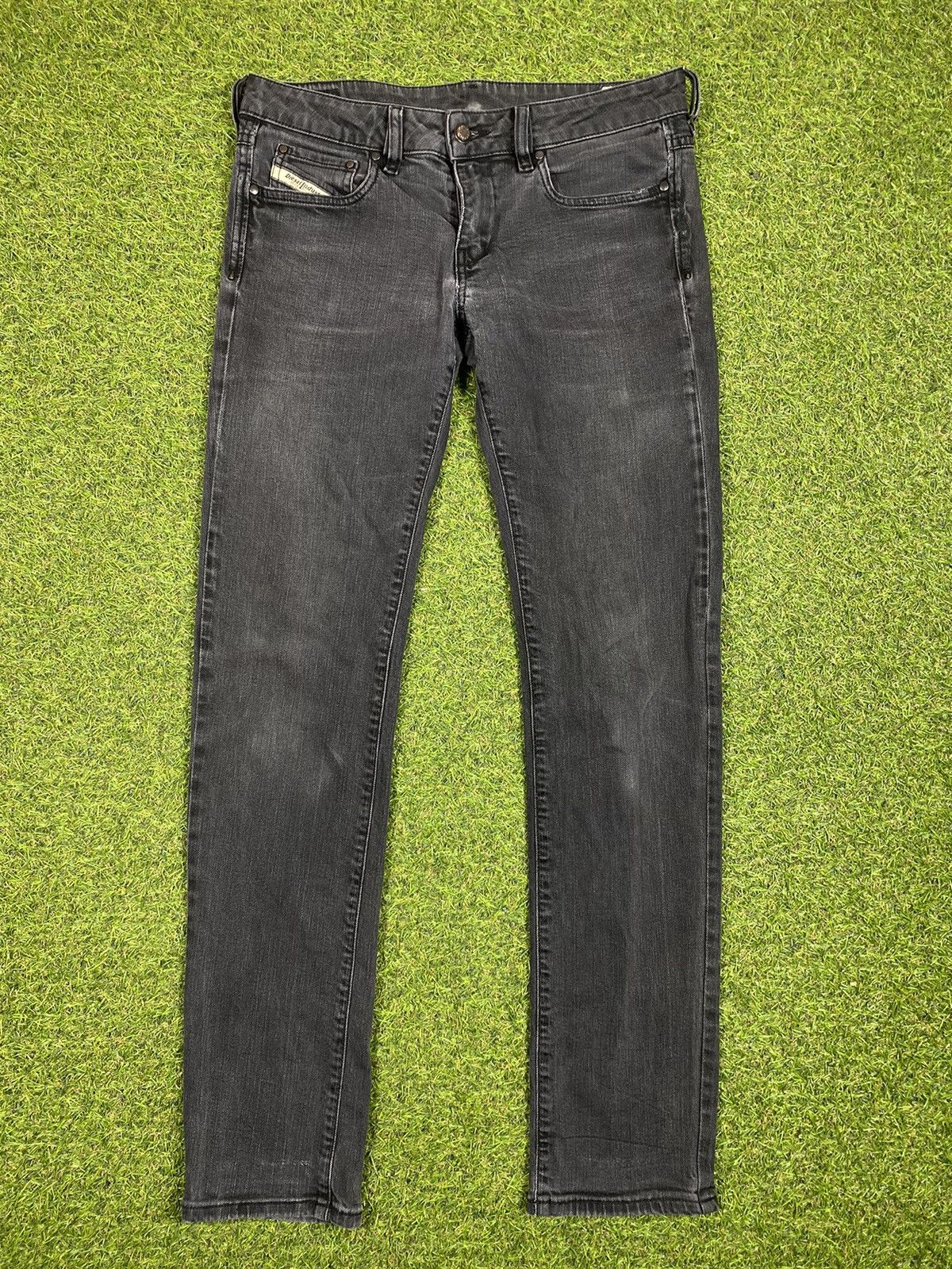 Diesel × Vintage Vintage Y2K Diesel jeans denim streetwear style size 30x32 Size 30" / US 8 / IT 44 - 1 Thumbnail