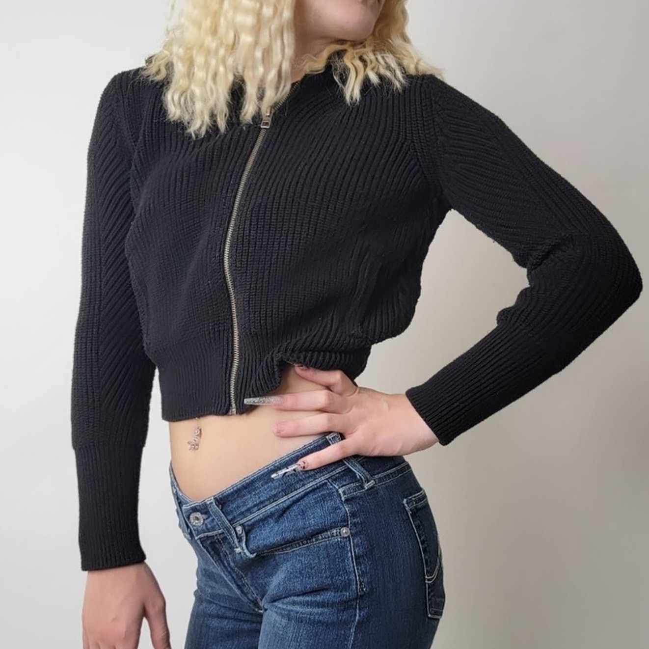 Lululemon Athleta Black Ribbed Zip Up Cropped Sweater - XXS Size XXS / US 00 / IT 34 - 2 Thumbnail