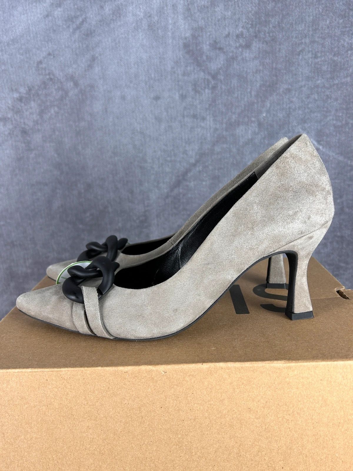 Designer Paul Green heels grey suede with chain Size US 7.5 / IT 37.5 - 2 Thumbnail