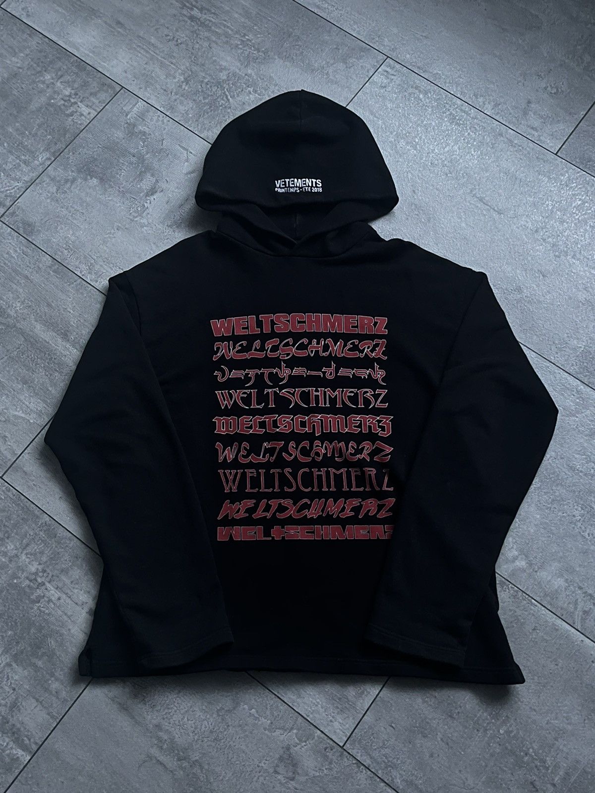 vetements wetlschmerz hoodie 2018 Tops
