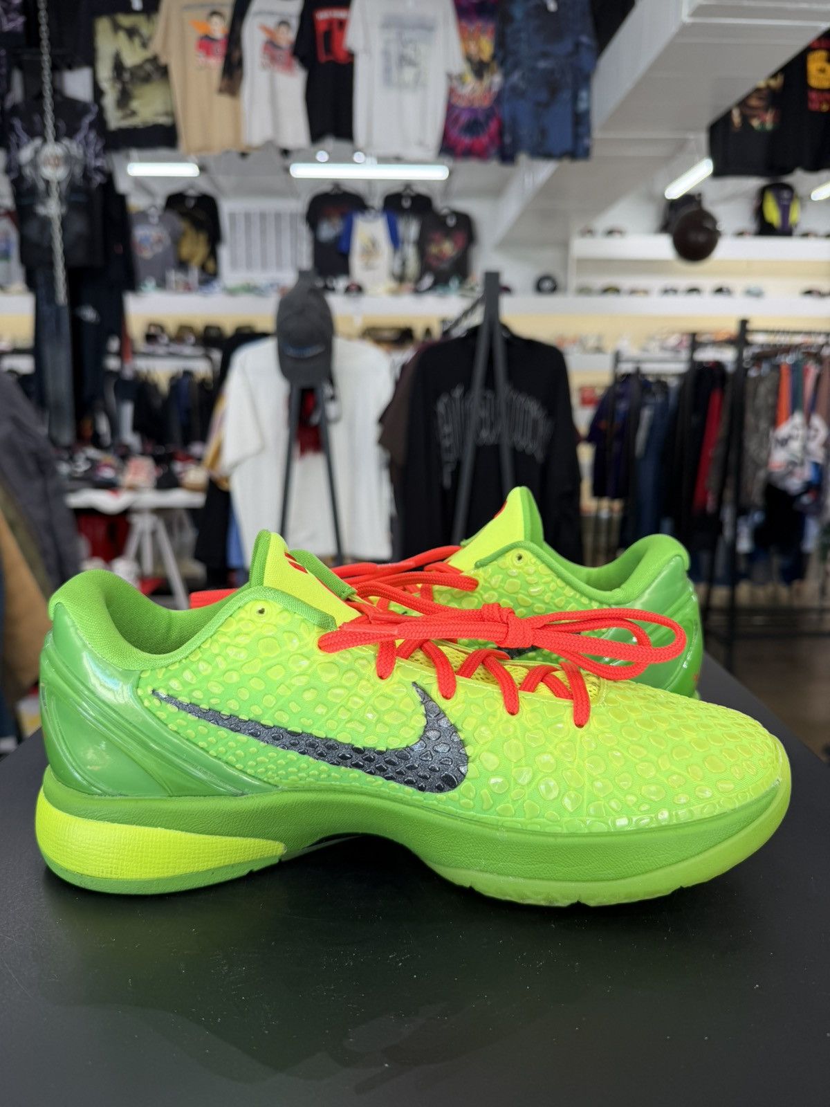 Nike Nike Kobe 6 Protro Grinch Size 9 (2020) Size US 9 / EU 42 - 3 Thumbnail