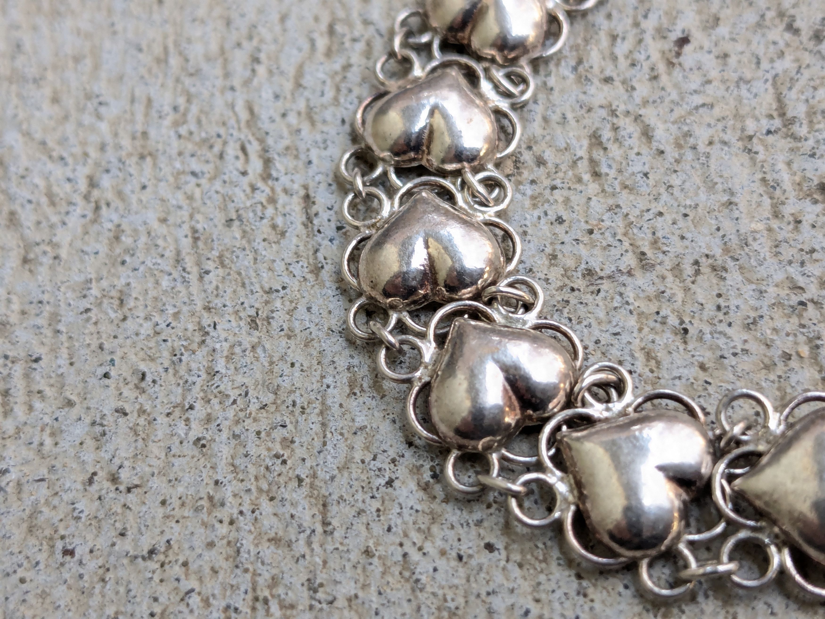 Vintage Vintage Sterling Silver Bracelet 7" Heart Link Chain Size ONE SIZE - 4 Thumbnail