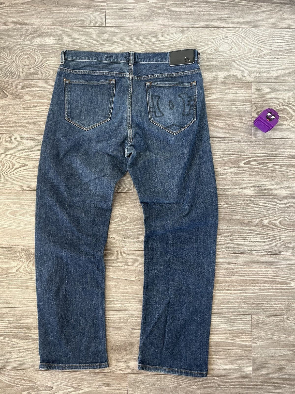 DC Vintage Dc Shoes Big Logo Loose Fit Y2K Opium Selvage Jeans Size US 34 / EU 50 - 4 Thumbnail