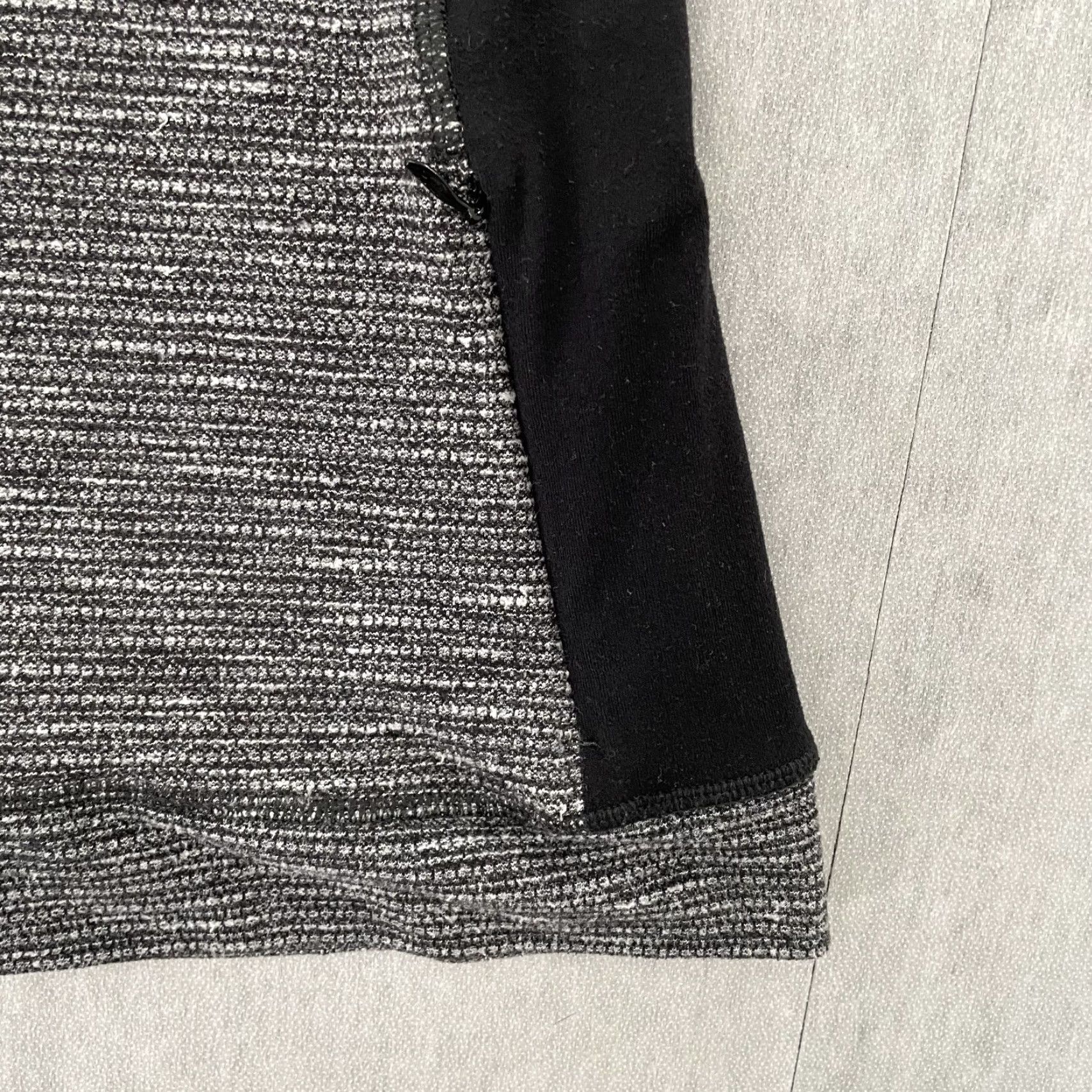 Lululemon Lululemon Striped Pullover Sweatshirt Womens 8 Gray Athletic Long Sleeve Gym Size M / US 6-8 / IT 42-44 - 7 Thumbnail