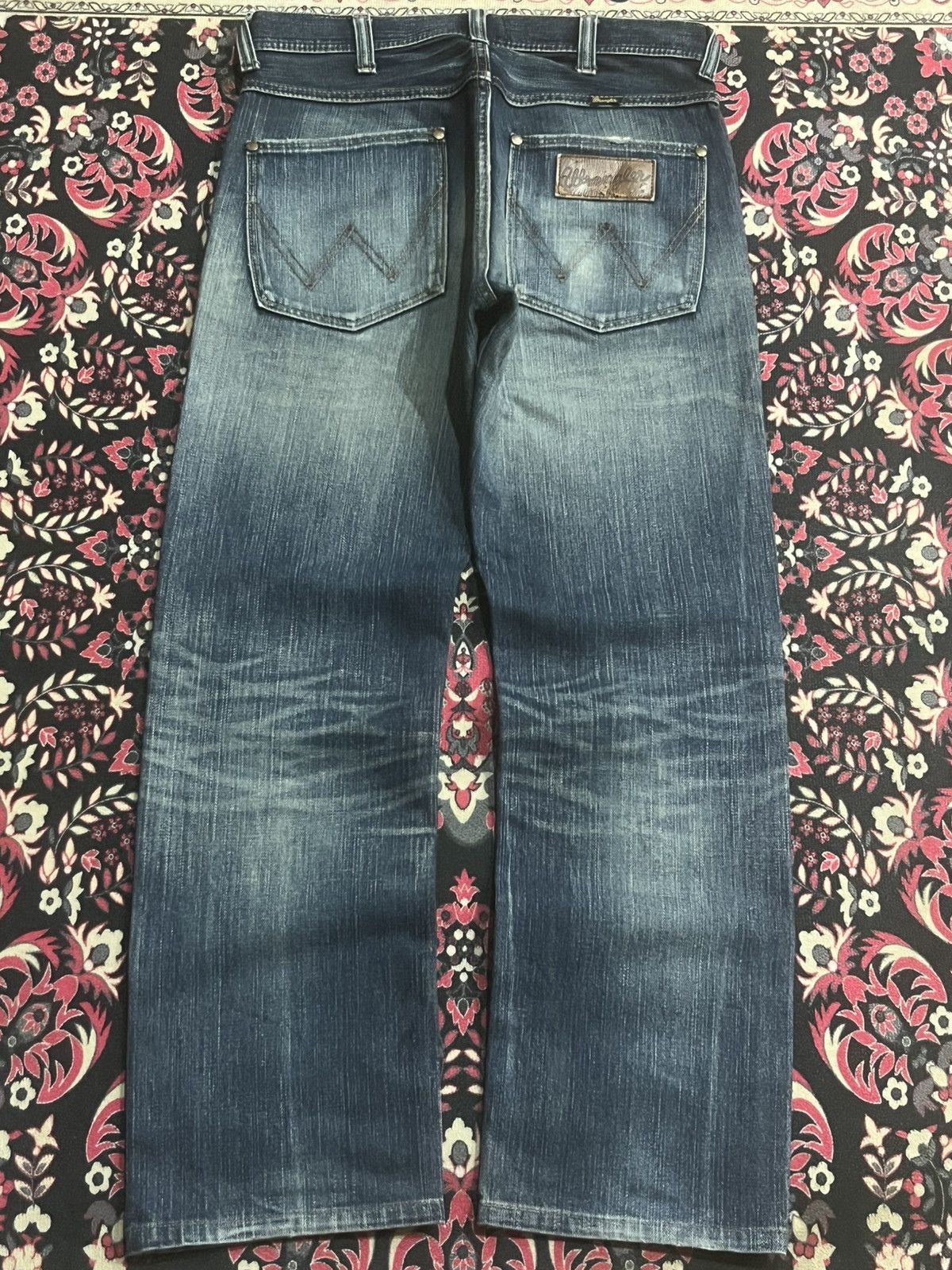 Wrangler Vintage Wrangler Blue Faded Washed Straight Leg Jeans Size US 30 / EU 46 - 2 Thumbnail