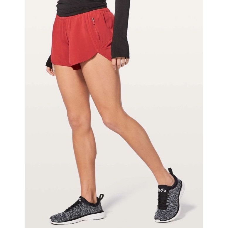 Lululemon 𝓛𝓾𝓵𝓾𝓵𝓮𝓶𝓸𝓷 Tracker Short V *4"Persian Red Size 4 Size 27" / US 4 / IT 40 - 1 Thumbnail