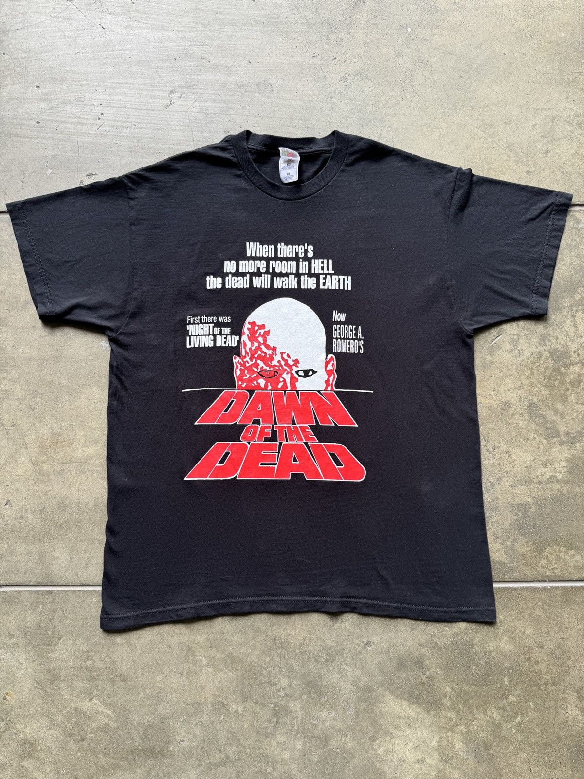 Vintage ‘90s Dawn Of The Dead Movie Promo Vintage Tee Shirt Horror Size US XL / EU 56 / 4 - 1 Thumbnail
