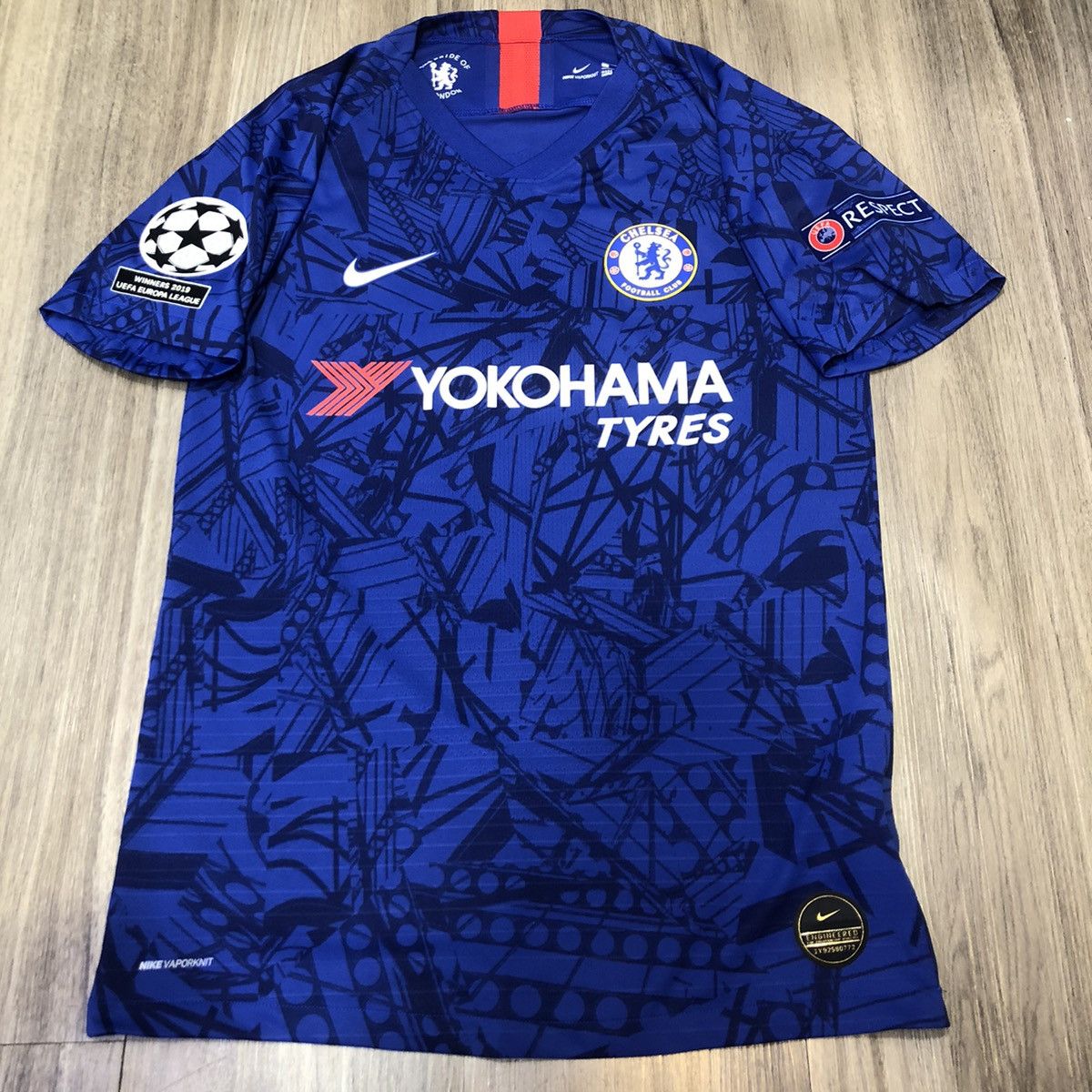 Nike Chelsea 19/20 player issue home shirt #18 Giroud Size US S / EU 44-46 / 1 - 1 Thumbnail