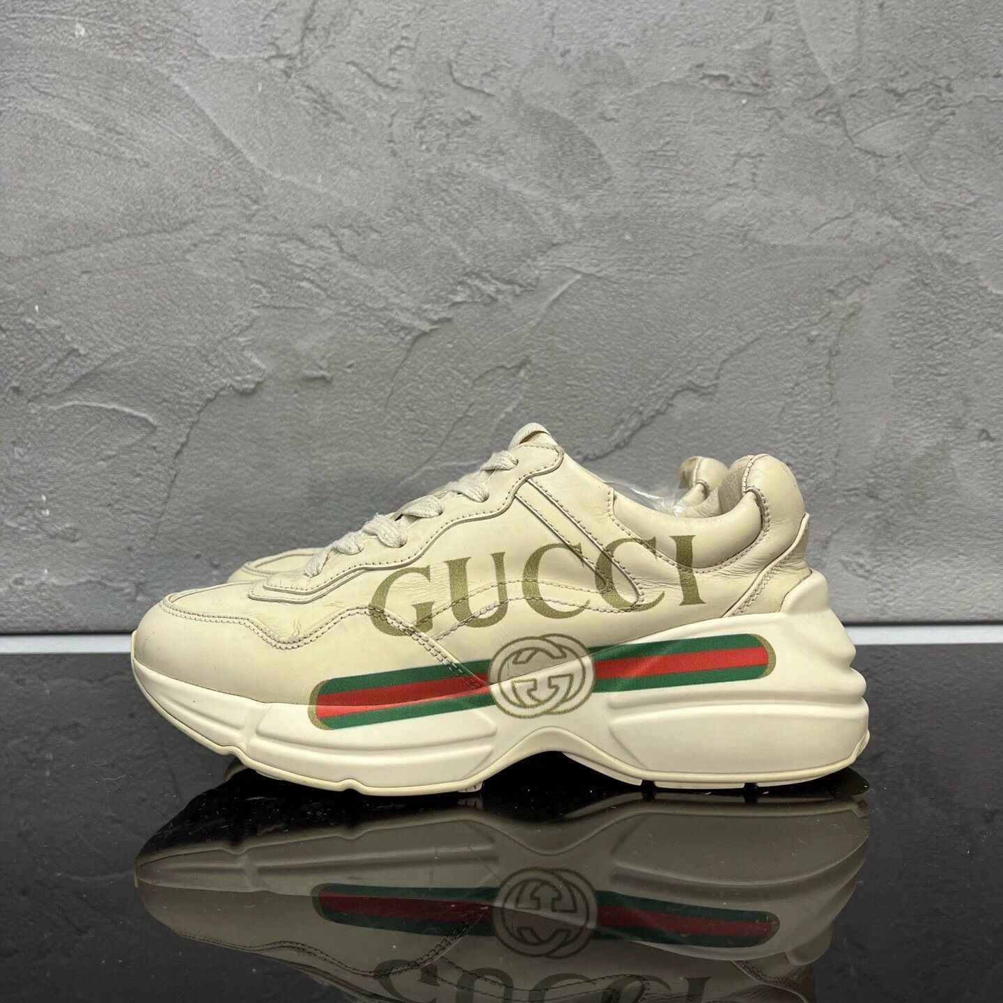 Gucci Women's Dad Sneakers 35.5 95 New TC00308