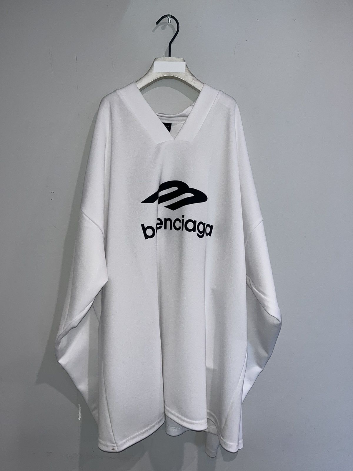 image of Balenciaga Skiwear Long Sleeve Jersey in White, Men's (Size XS)