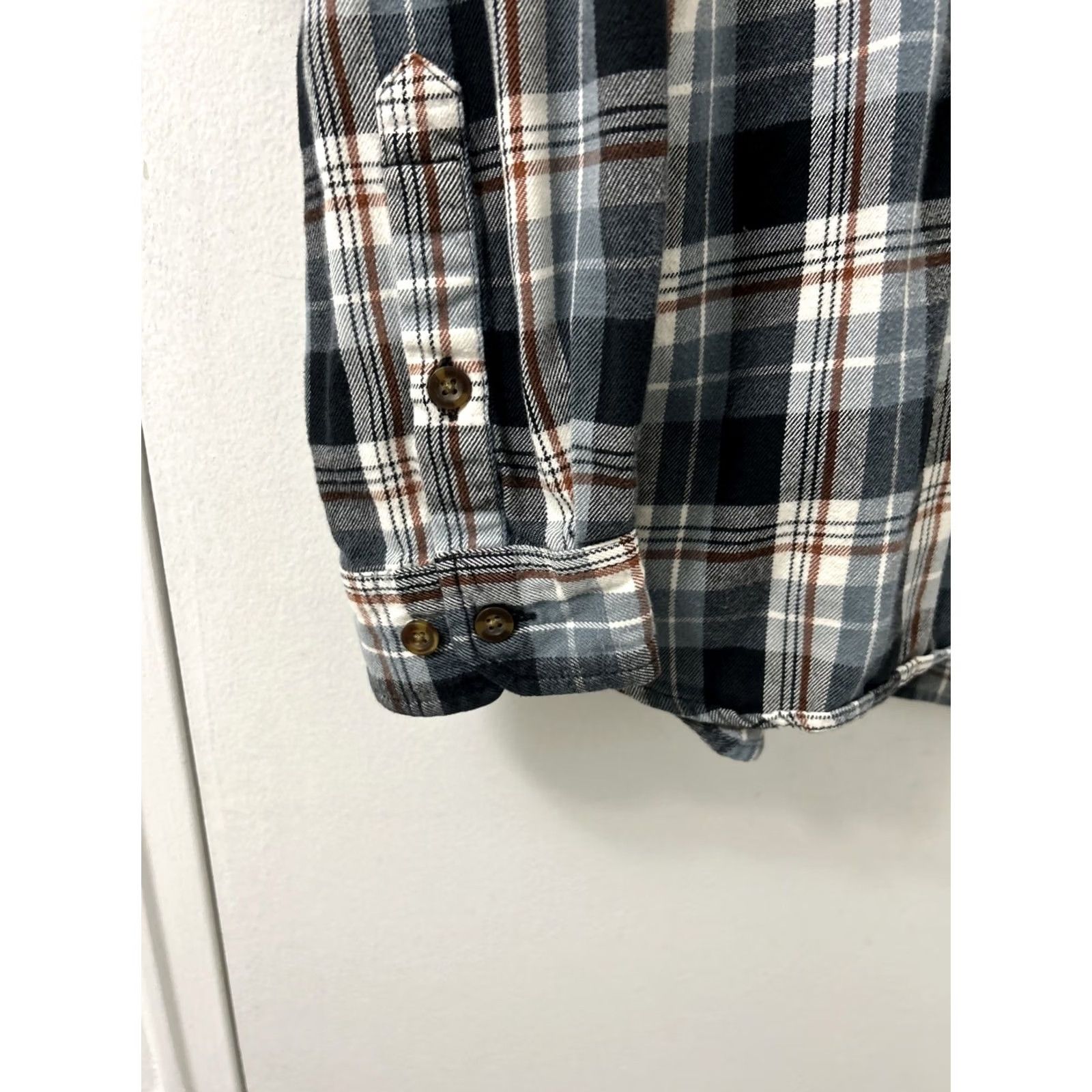 Carhartt Carhartt Shirt Mens XL Blue Trumbull Plaid Flannel Relaxed Button-Down L/S Size US XL / EU 56 / 4 - 7 Thumbnail