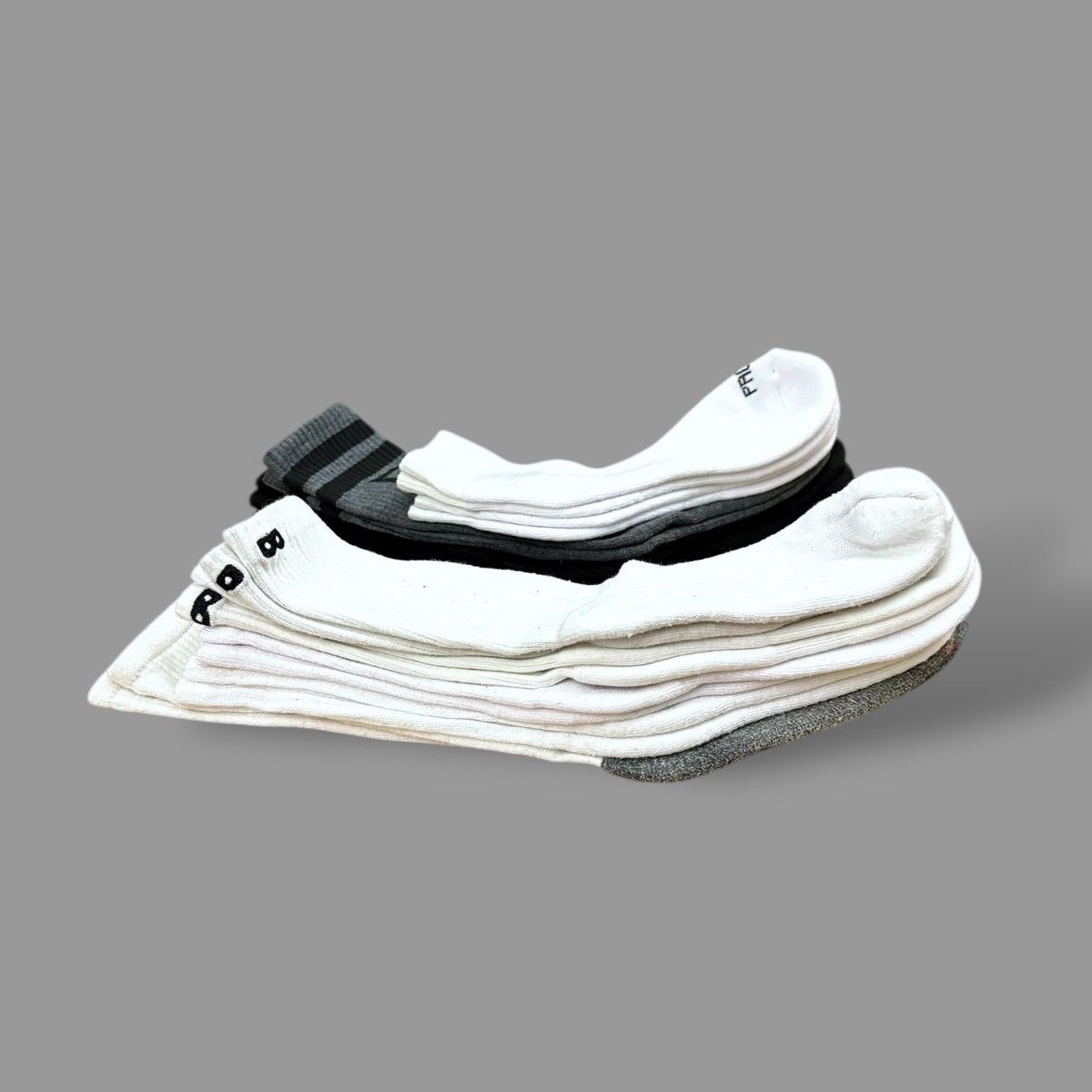 Champion Mixed Bundle of 11 Pairs of Mens Black White Socks Sz 6-9 Size ONE SIZE - 4 Thumbnail