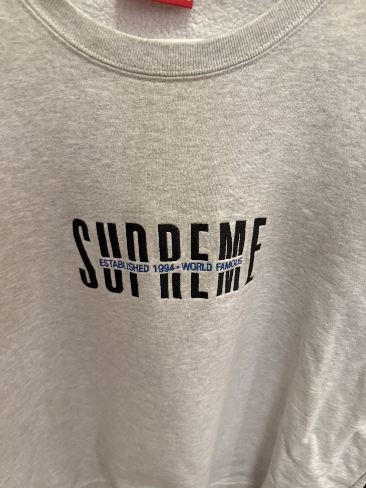 Supreme Supreme World Famous Crewneck FW18 Size US L / EU 52-54 / 3 - 2 Thumbnail