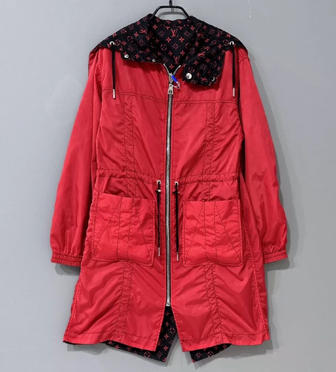 Louis Vuitton Louis Vuitton Fully printed double-sided assault suit Size US S / EU 44-46 / 1 - 3 Thumbnail