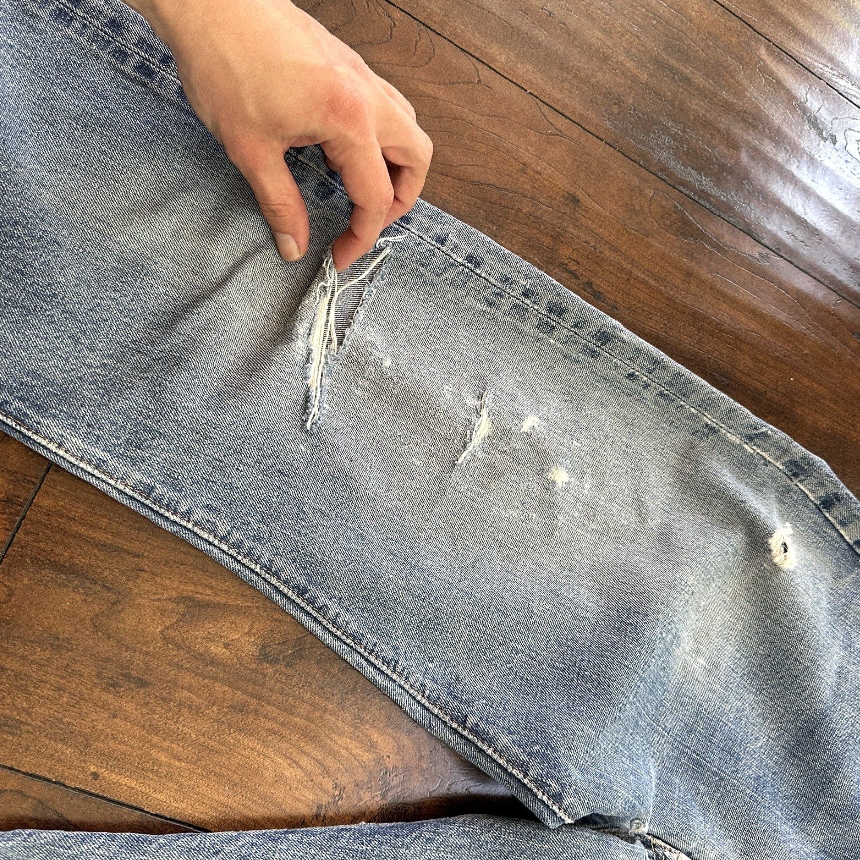 Levi's VINTAGE Levi's 501XX Jeans Regular 29x29 Dark Denim Blue USA 1960s 1970s Big E Redline Selvedge Men's Jeans Size US 29 - 4 Thumbnail