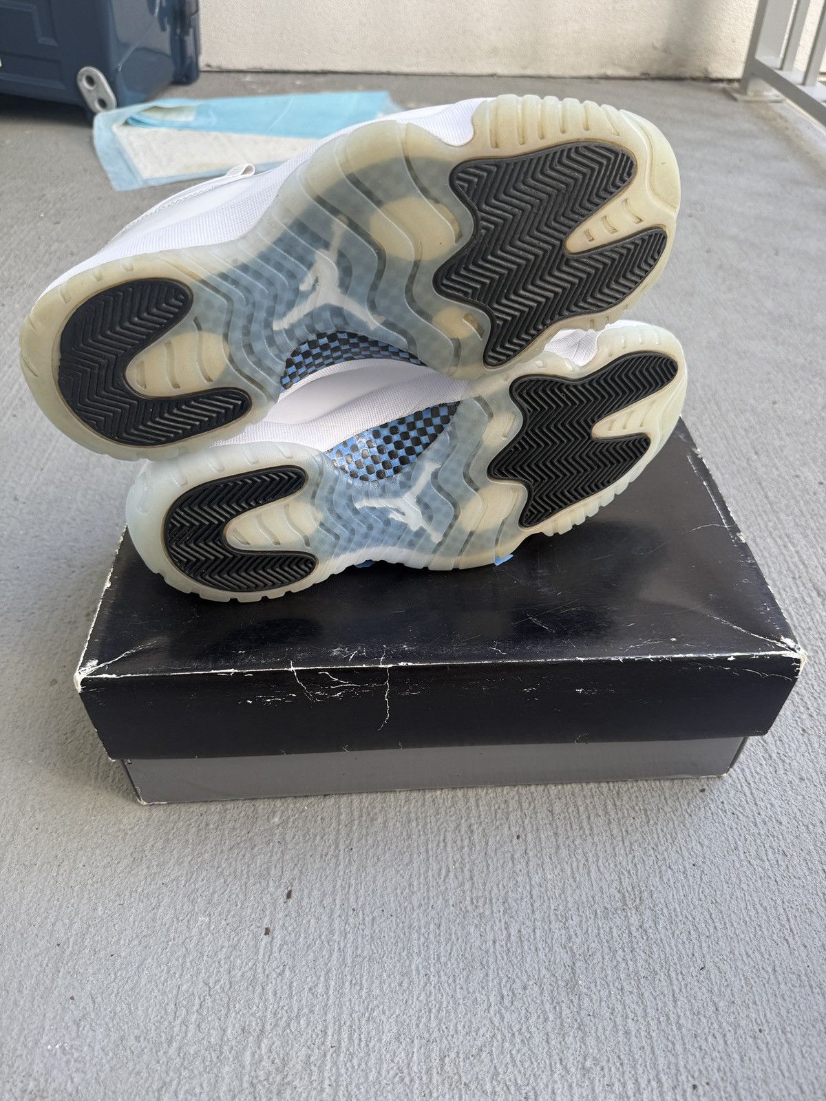 Jordan Brand Authentic Jordan 11 Legend Blue Sz 10.5 Size US 10.5 / EU 43-44 - 6 Thumbnail