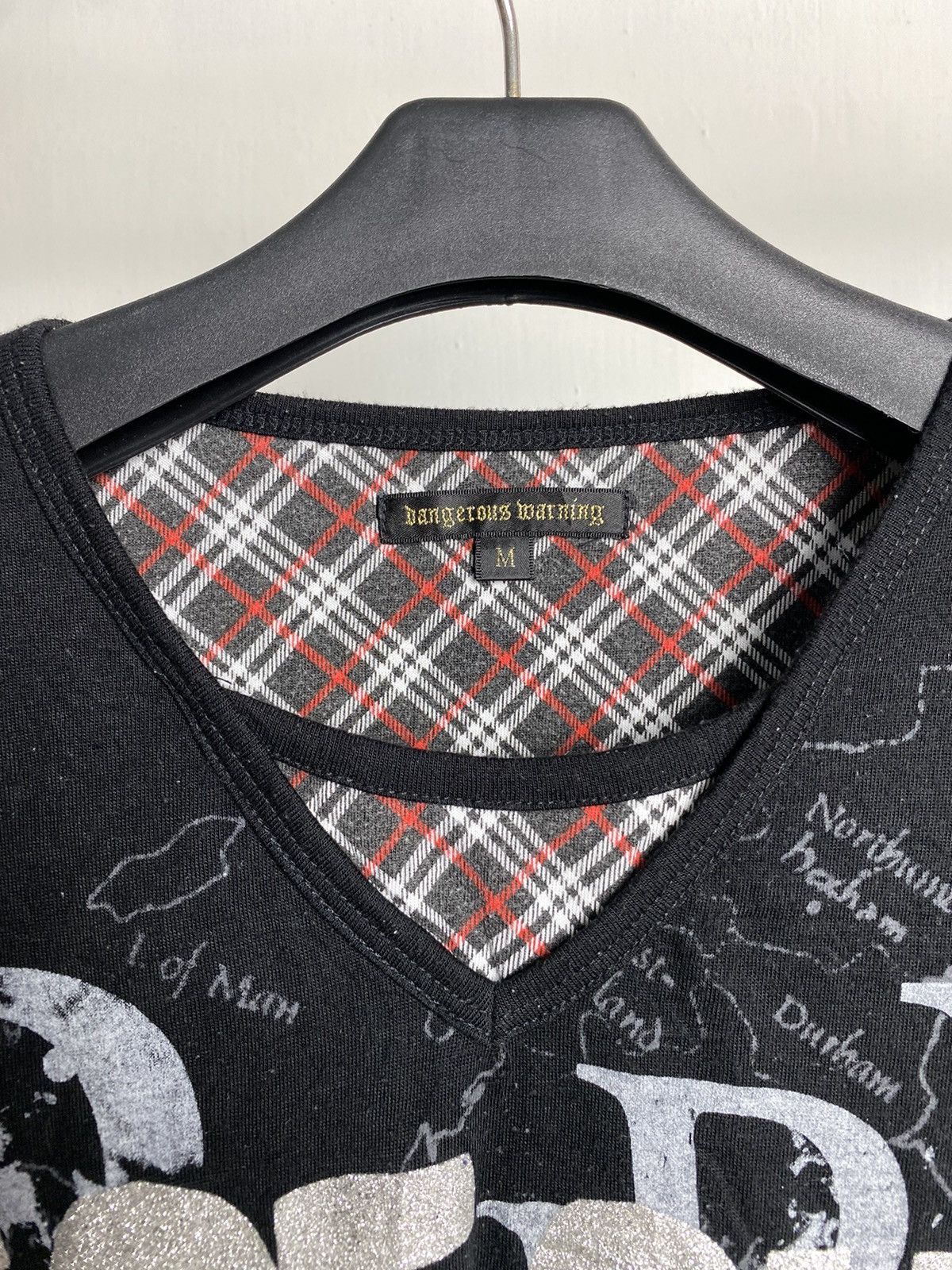 If Six Was Nine × Japanese Brand × Le Grande Bleu (L.G.B.) Dangerous Warning Poem Rock Gothic Tshirt Size US S / EU 44-46 / 1 - 3 Thumbnail