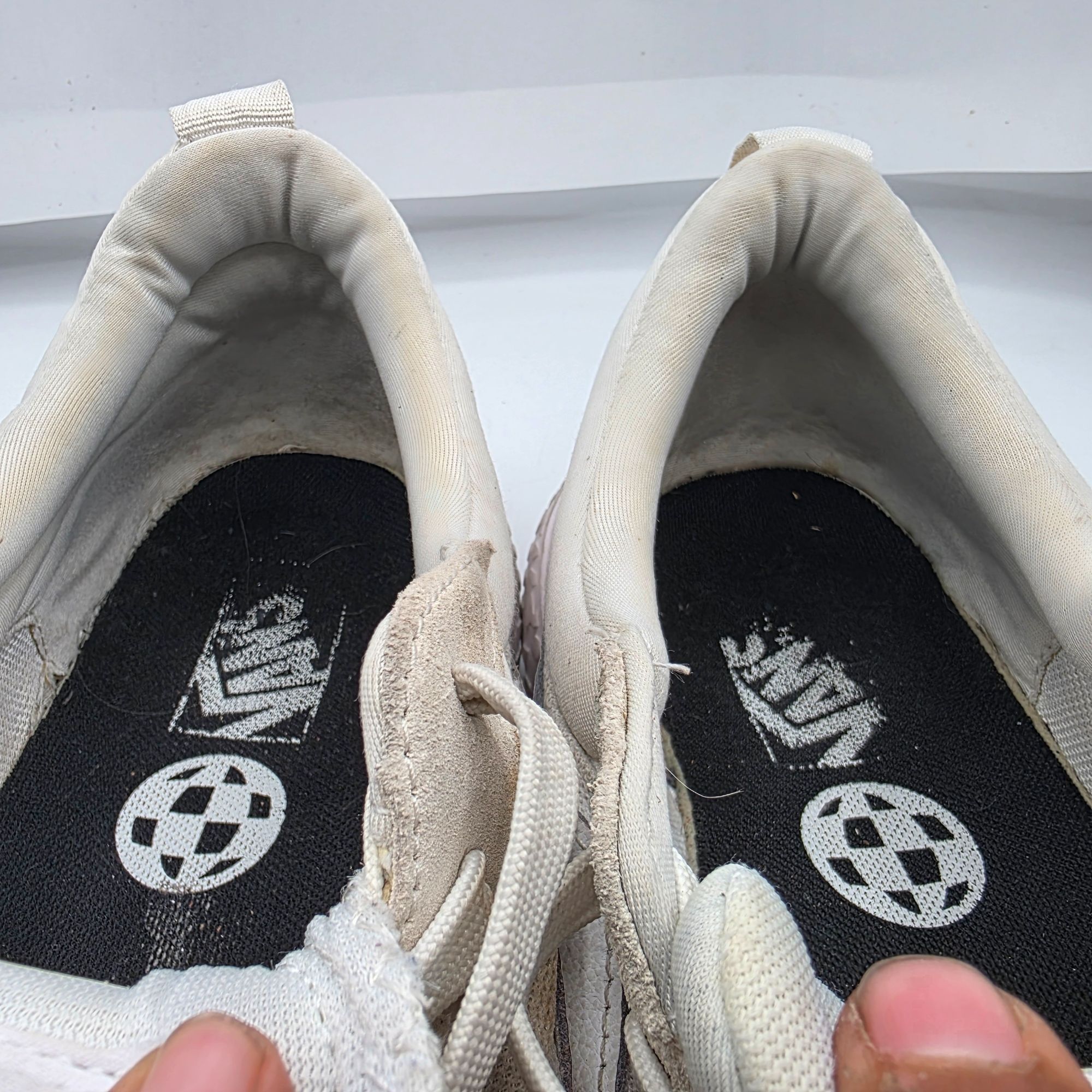 Vans Vans UltraRange Neo VR3 Mens Size 11 Triple White Shoes Athl Size US 11 / EU 44 - 7 Thumbnail
