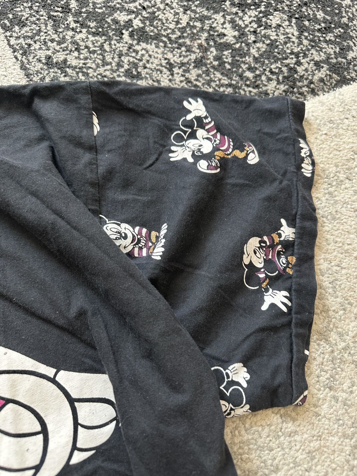 Disney × Mickey Mouse × Vintage Vintage 80s Mickey Mouse all over print graphic t shirt rare Size US XL / EU 56 / 4 - 6 Thumbnail