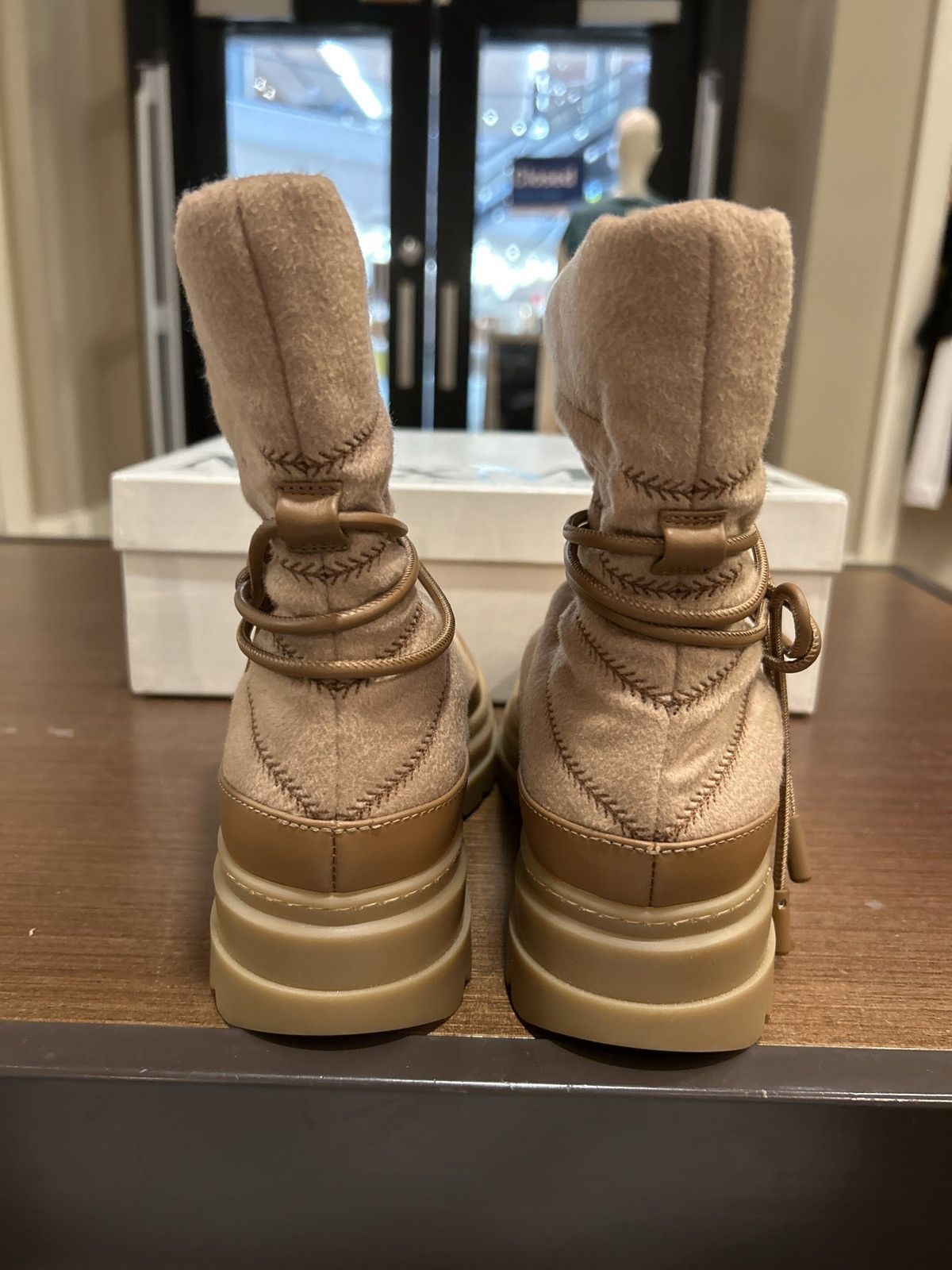 Max Mara Max Mara ‘Haze’ Boots Size US 7.5 / IT 37.5 - 8 Thumbnail