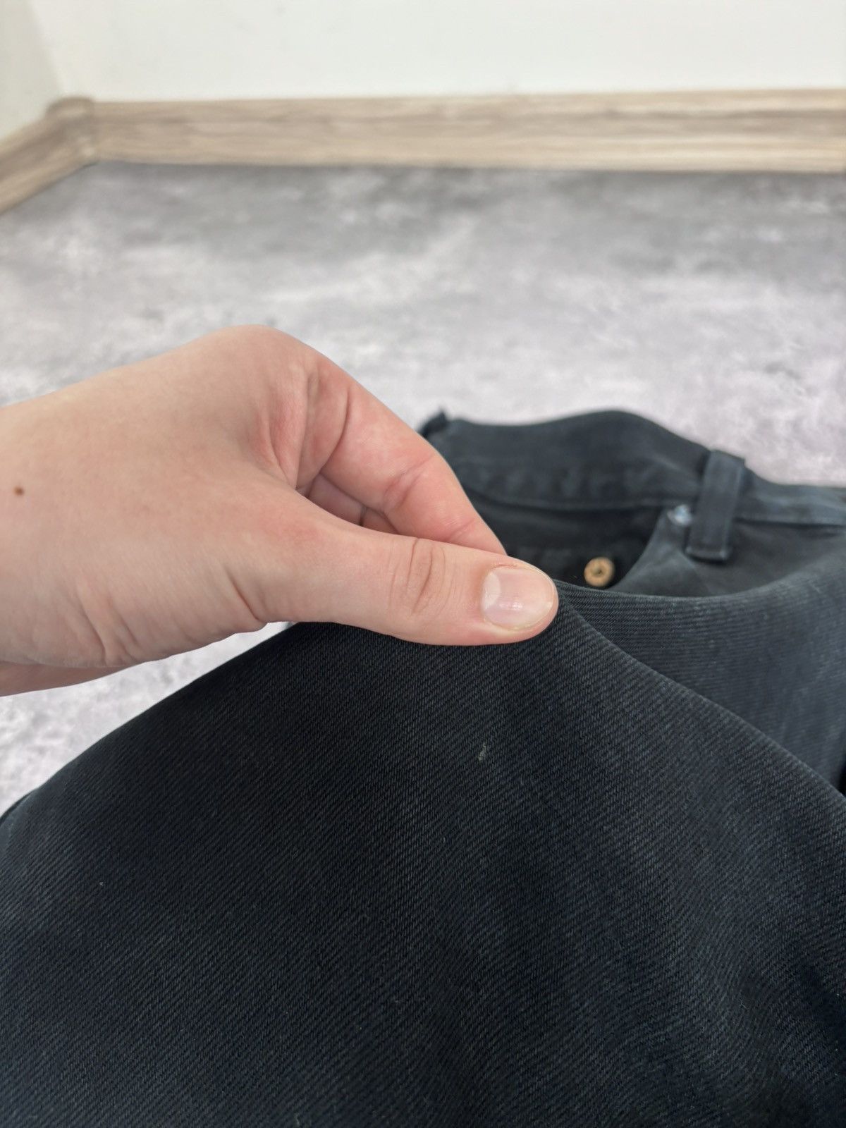 Levi's Vintage Levi’s 501 Men’s Black Denim Jeans USA Straight Size US 33 - 15 Thumbnail