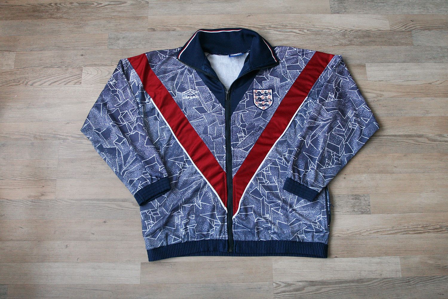 ウェア 90s England football training jacket ENGLAND 90s FOOTBALL SOCCER TRAINING TRACK TOP JACKET UMBRO sz L