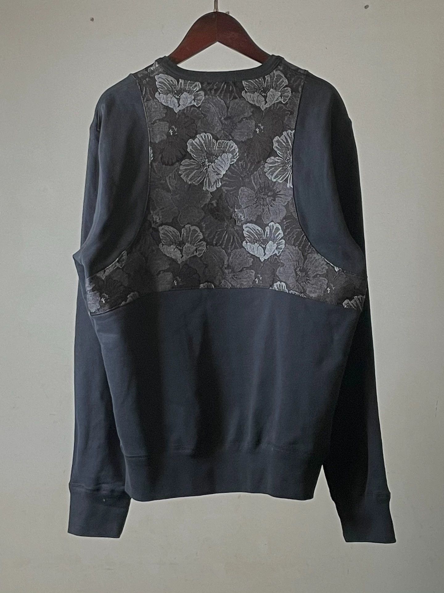 Alexander McQueen Black Floral Pattern Long Sleeve Sweatshirt Size US M / EU 48-50 / 2 - 5 Thumbnail