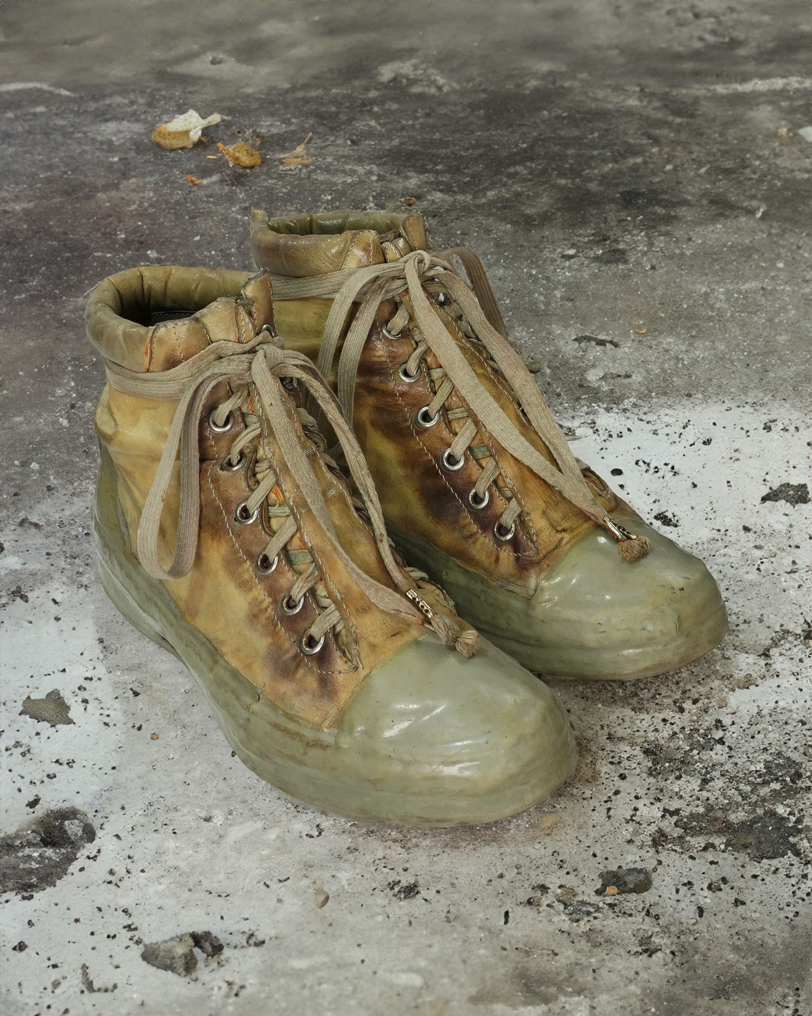 image of Carol Christian Poell Drip Sneakers (Am/2524 Rooms-Ptc/01) in Yellow, Men's (Size 8)