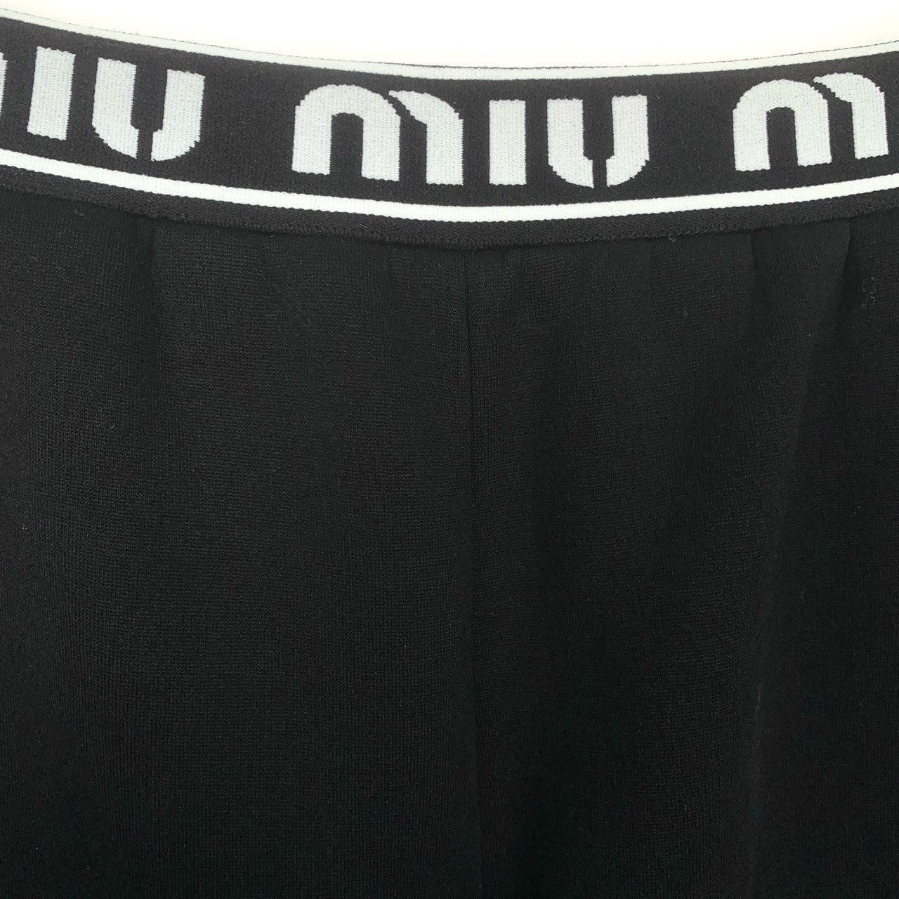 Miu Miu MiuMiu Black Logo Cuffed Casual Pants K26WX Size 26" / US 2 / IT 38 - 3 Thumbnail