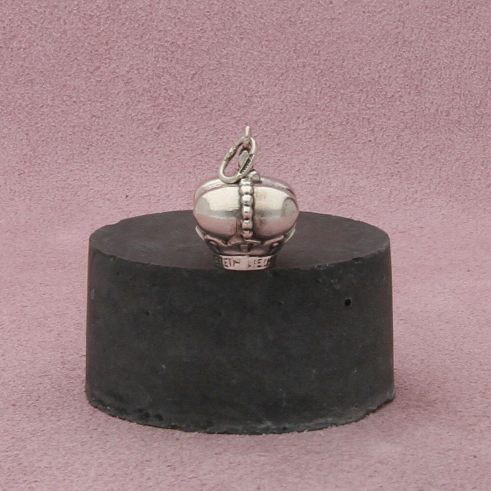 Vintage 800 silver vintage 3d royal crown charm pendant Size ONE SIZE - 3 Thumbnail