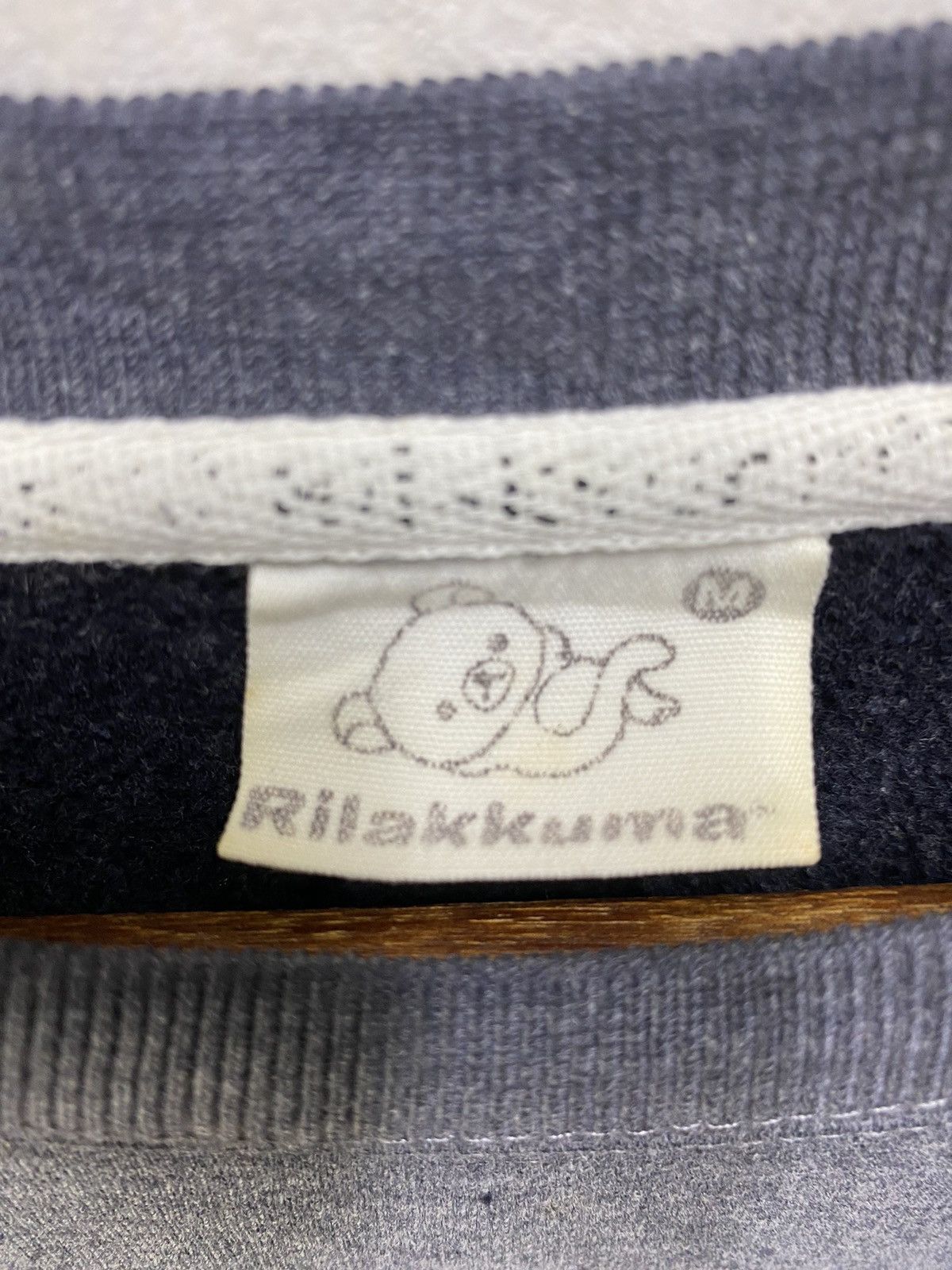 Japanese Brand Japanese Brand Rilakkuma Sweatshirt Jumper Crewneck Size M Size US M / EU 48-50 / 2 - 7 Thumbnail