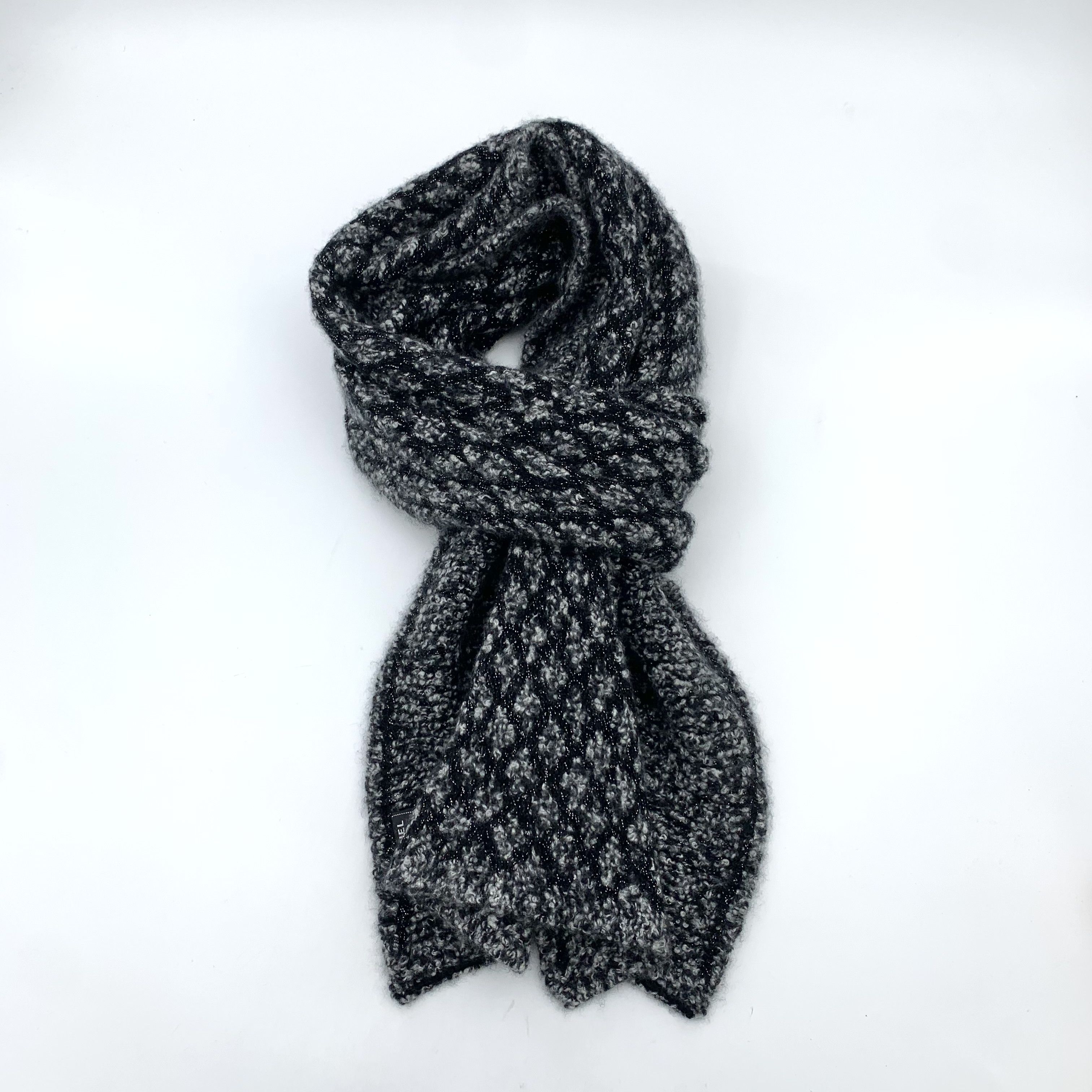 Chanel Chanel CC Cashmere Scarf Grey (35×210) Size ONE SIZE - 9 Thumbnail