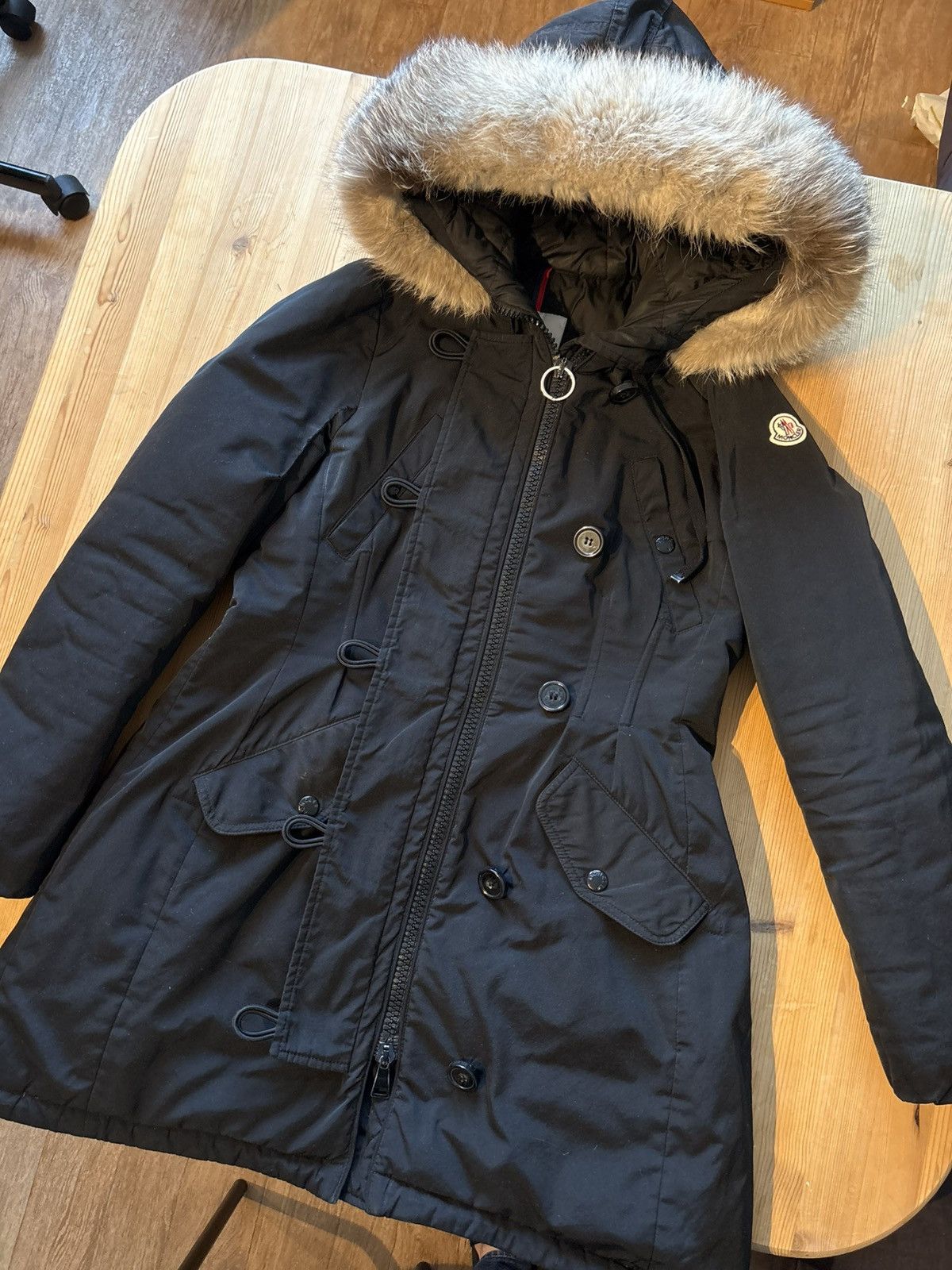 Moncler Moncler Aredhel Furhood Womens Jacket Size M / US 6-8 / IT 42-44 - 6 Thumbnail