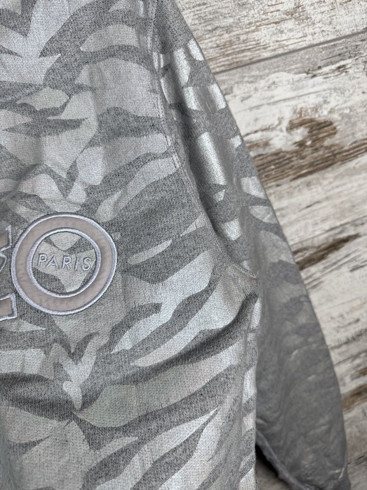 Kenzo Women’s Kenzo Paris Sweatshirt grey size M tiger print Size M / US 6-8 / IT 42-44 - 10 Thumbnail