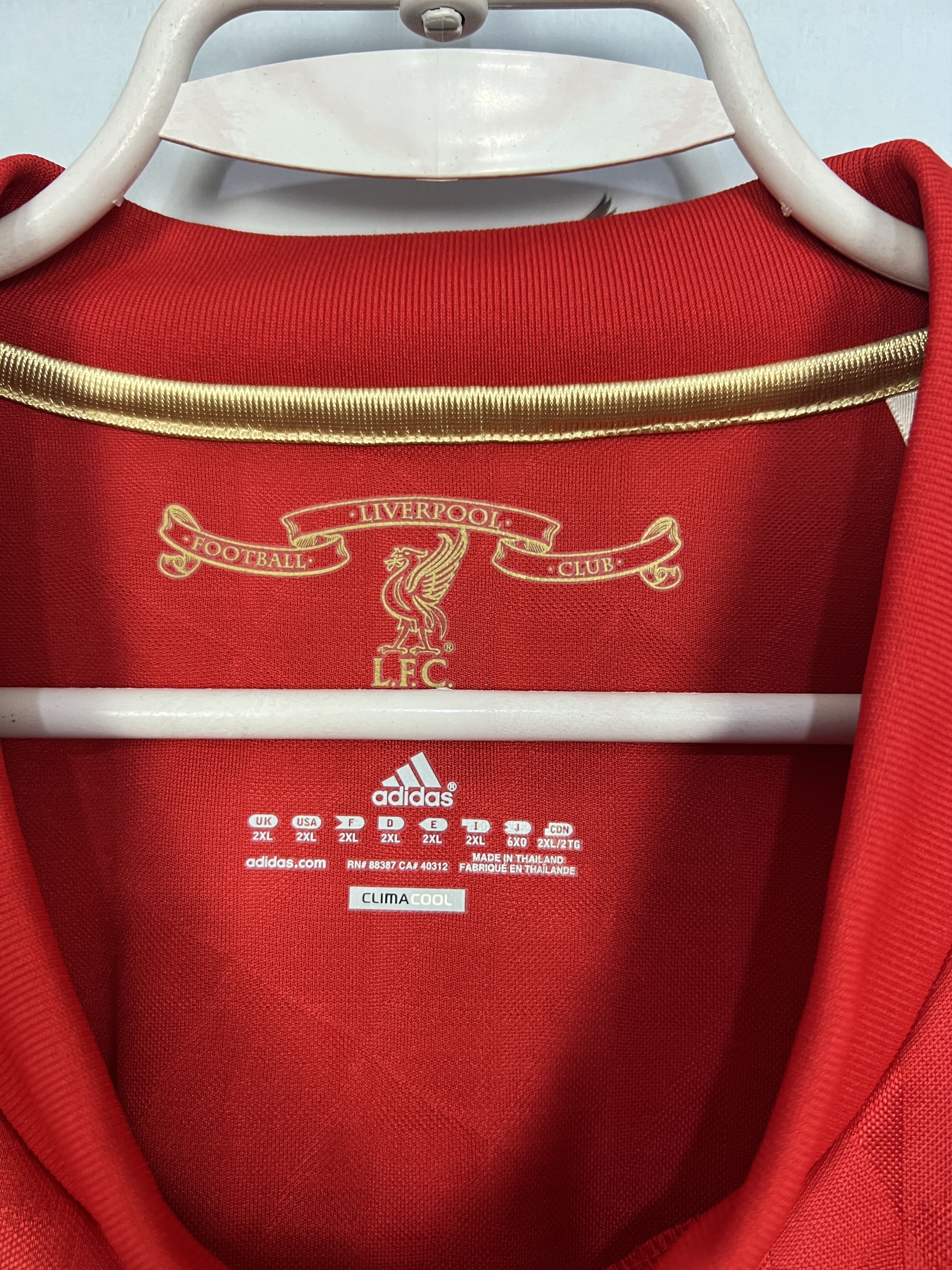 Adidas Liverpool Home football shirt 2010 Soccer Adidas Red Jersey Size US XXL / EU 58 / 5 - 6 Thumbnail